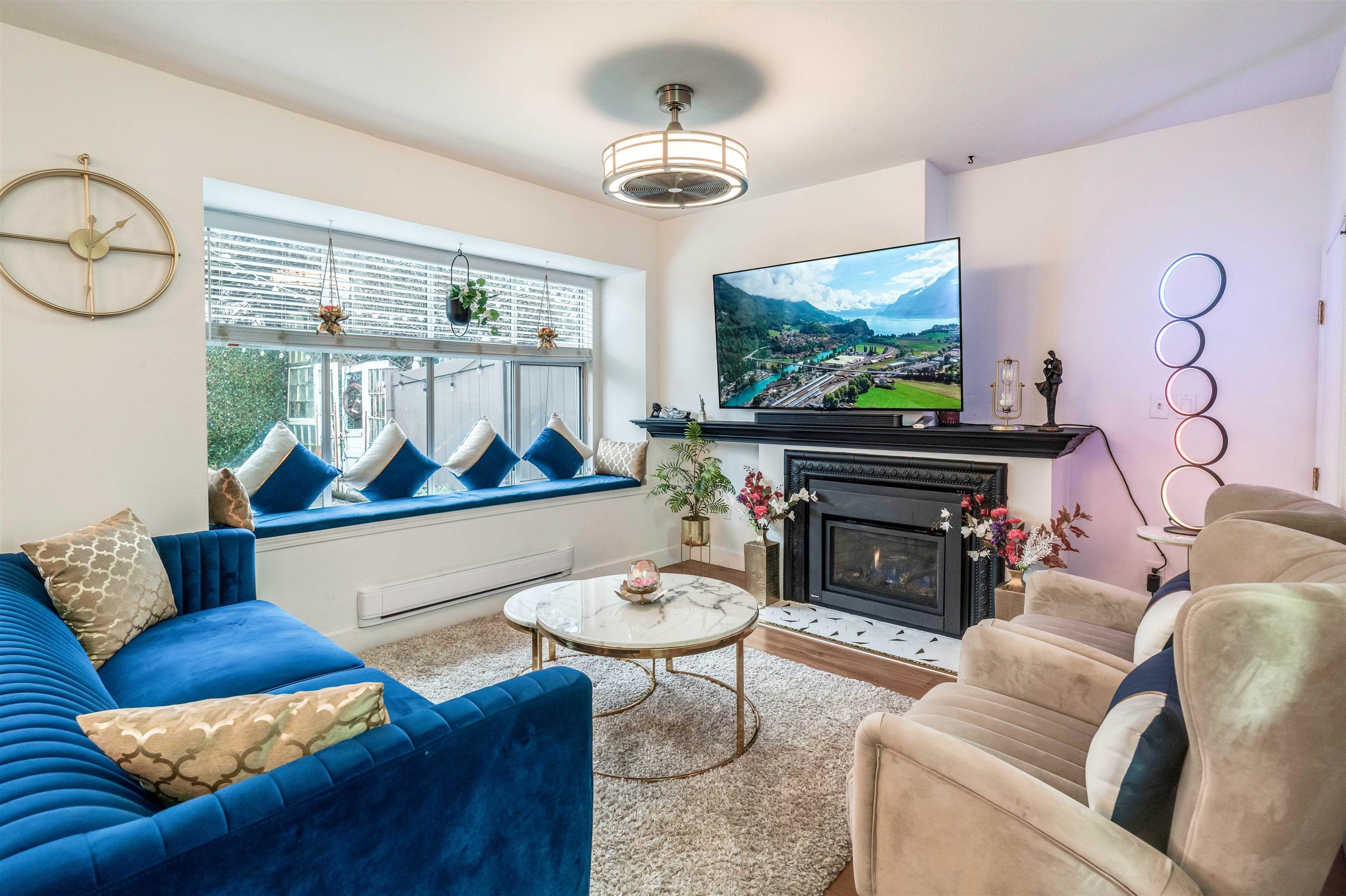 94 12099 237 STREET Unit: 94