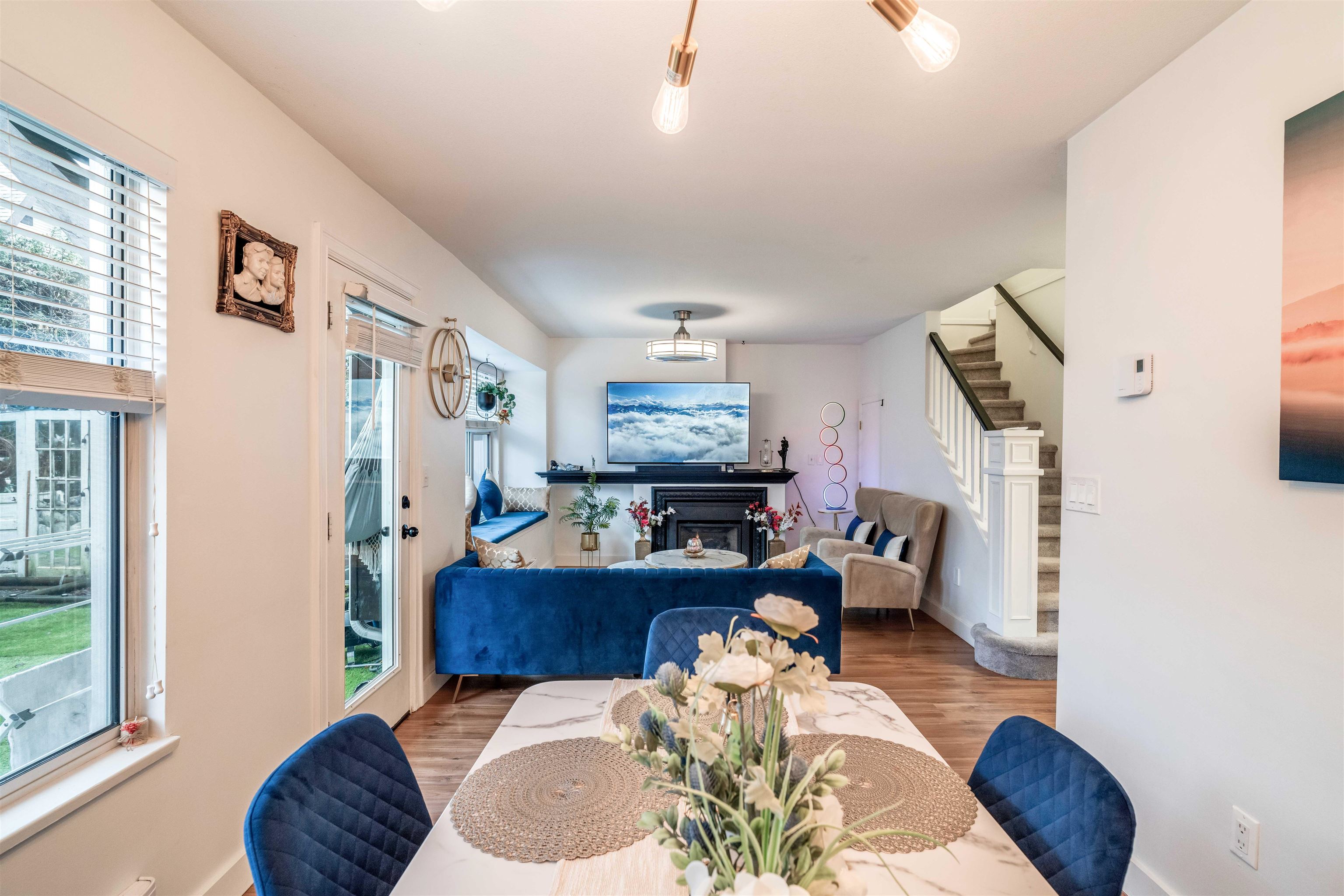 94 12099 237 STREET Unit: 94