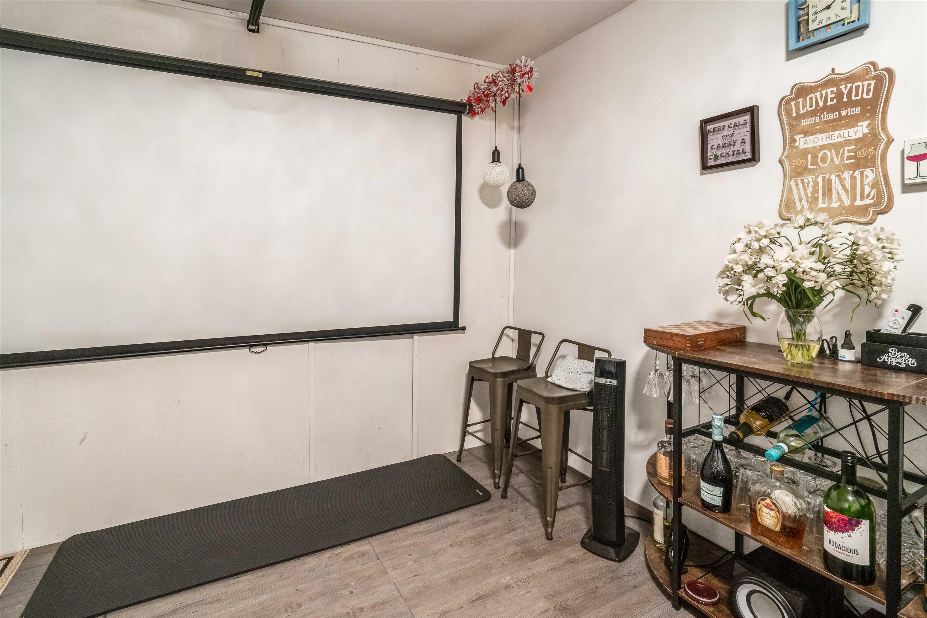 94 12099 237 STREET Unit: 94