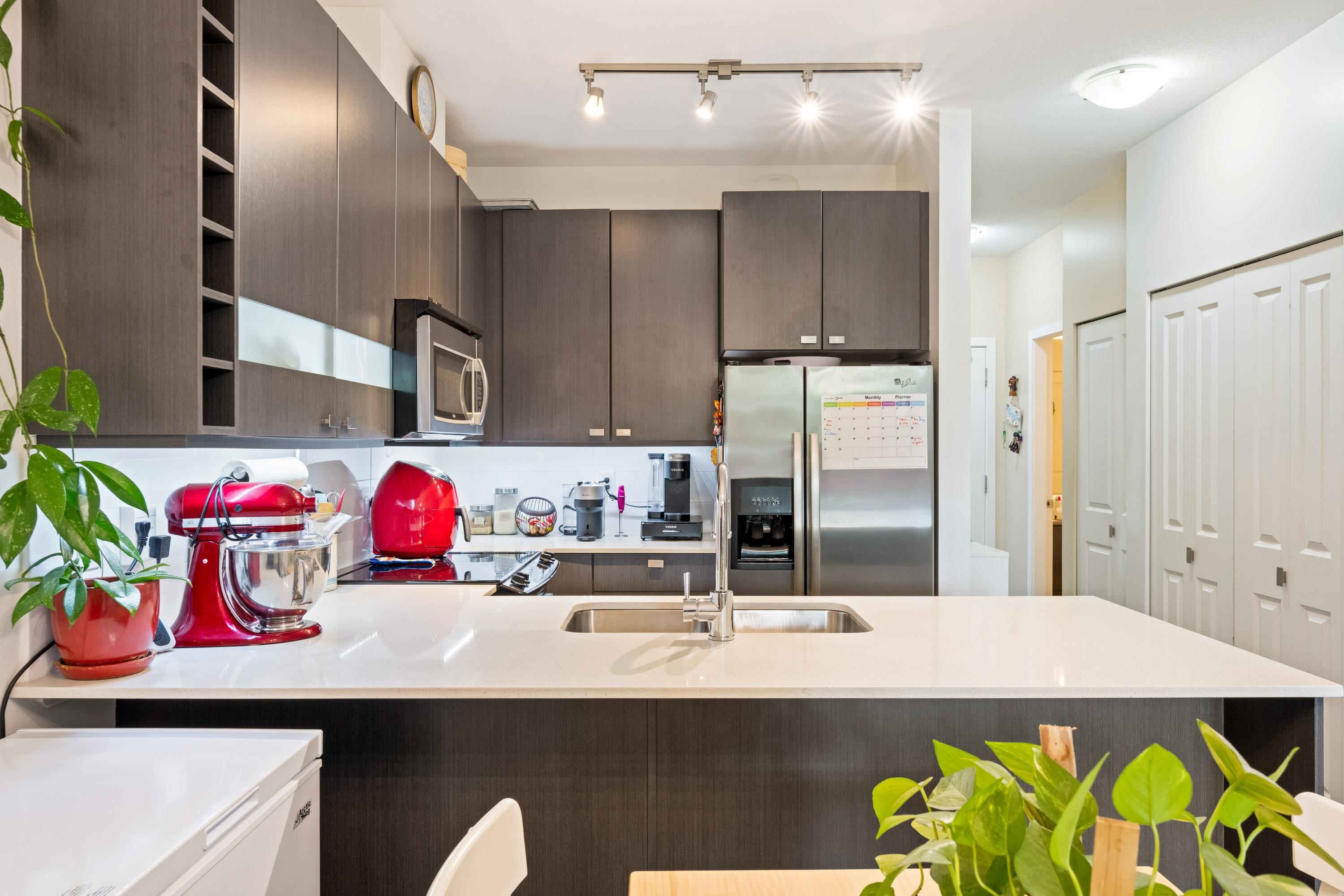 130 5655 210A STREET Unit: 130
