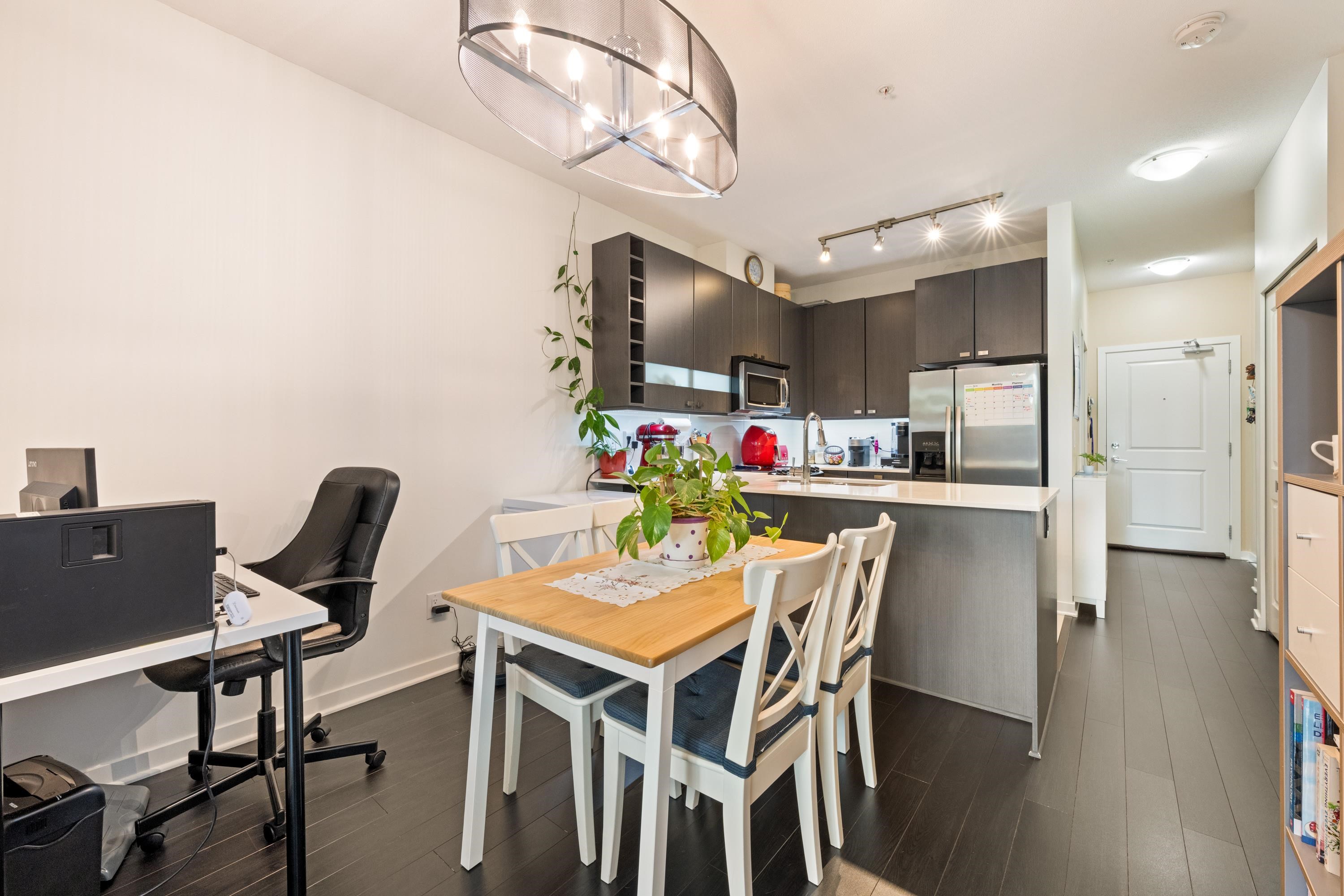 130 5655 210A STREET Unit: 130