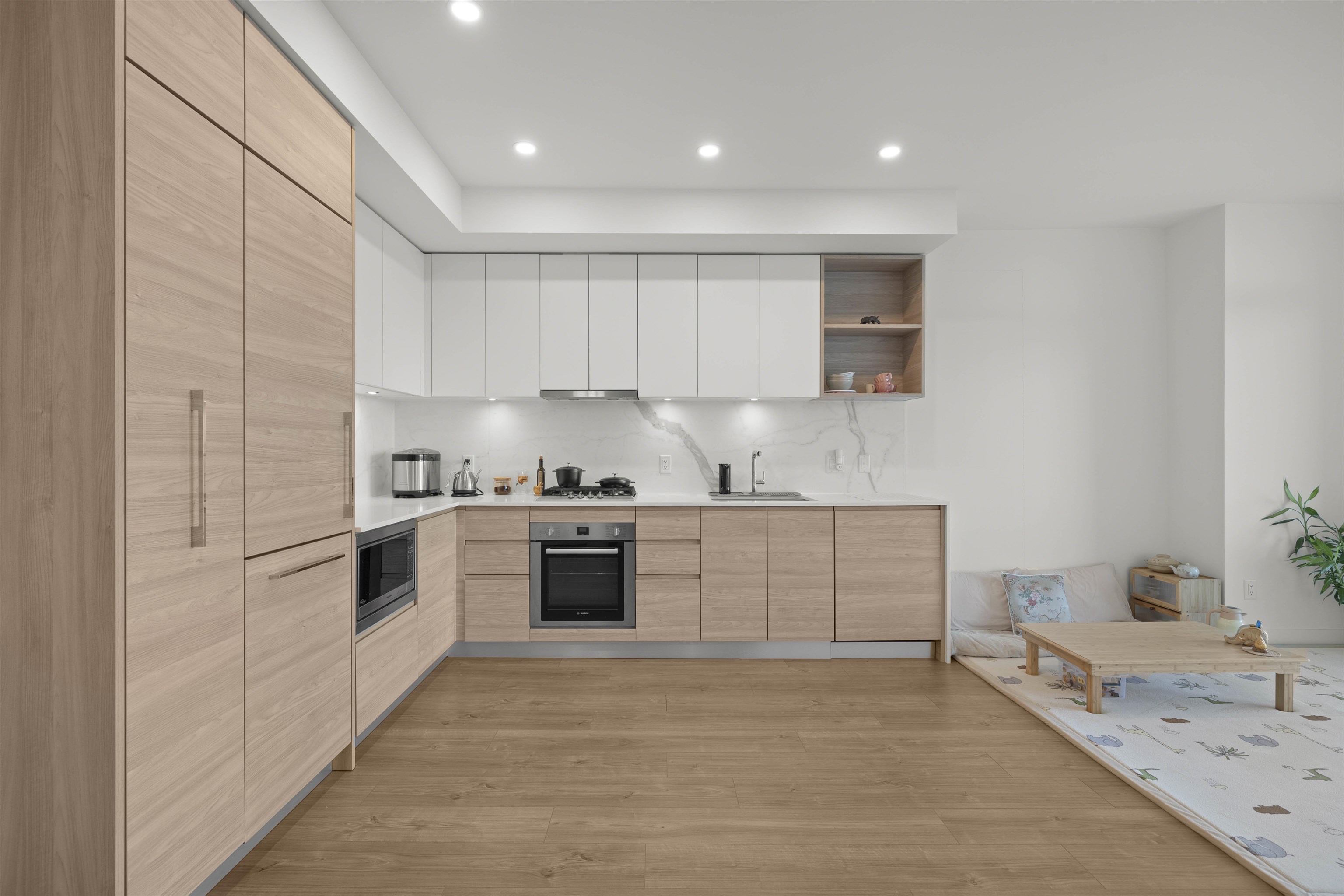 1707 595 AUSTIN AVENUE Unit: 1707