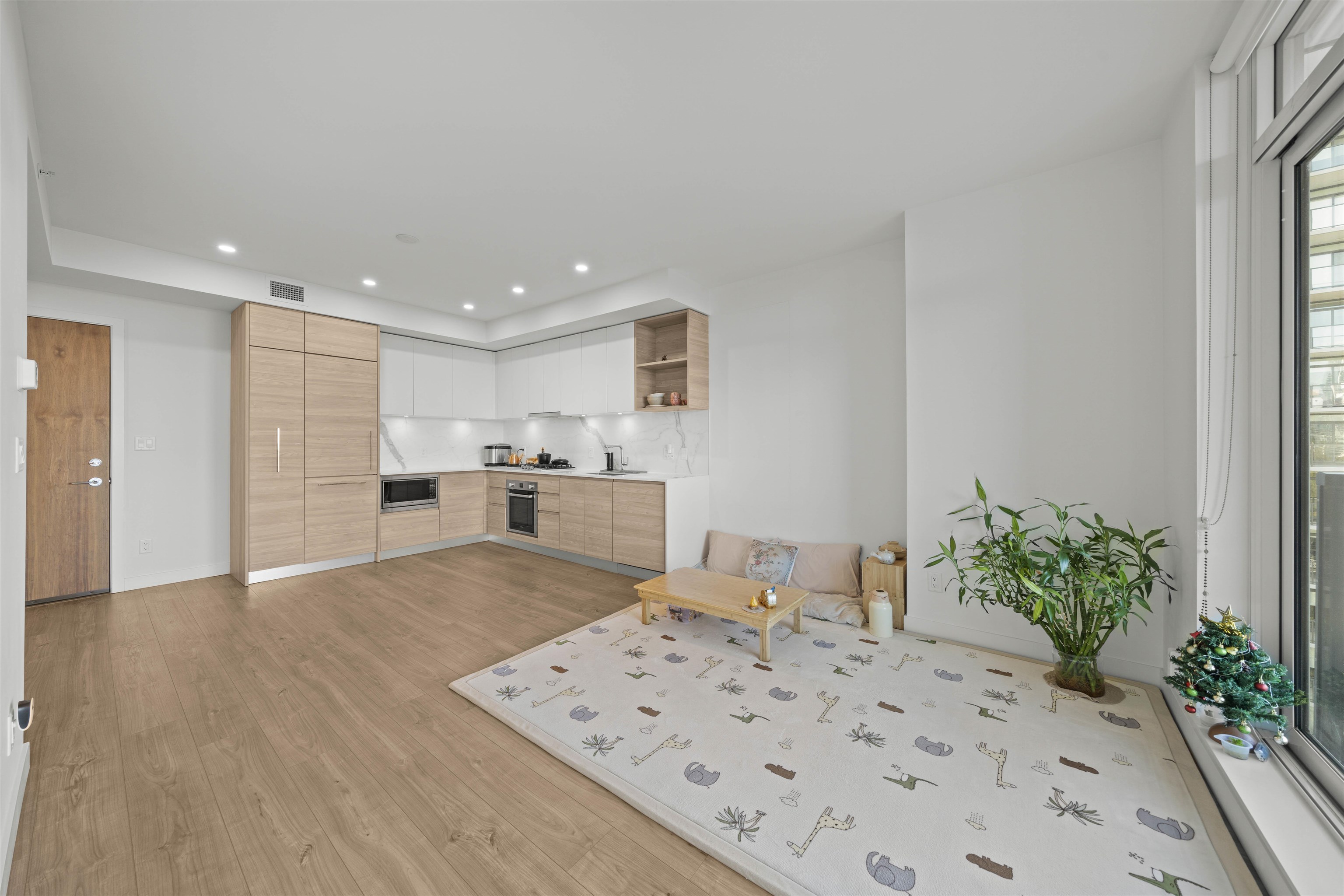1707 595 AUSTIN AVENUE Unit: 1707