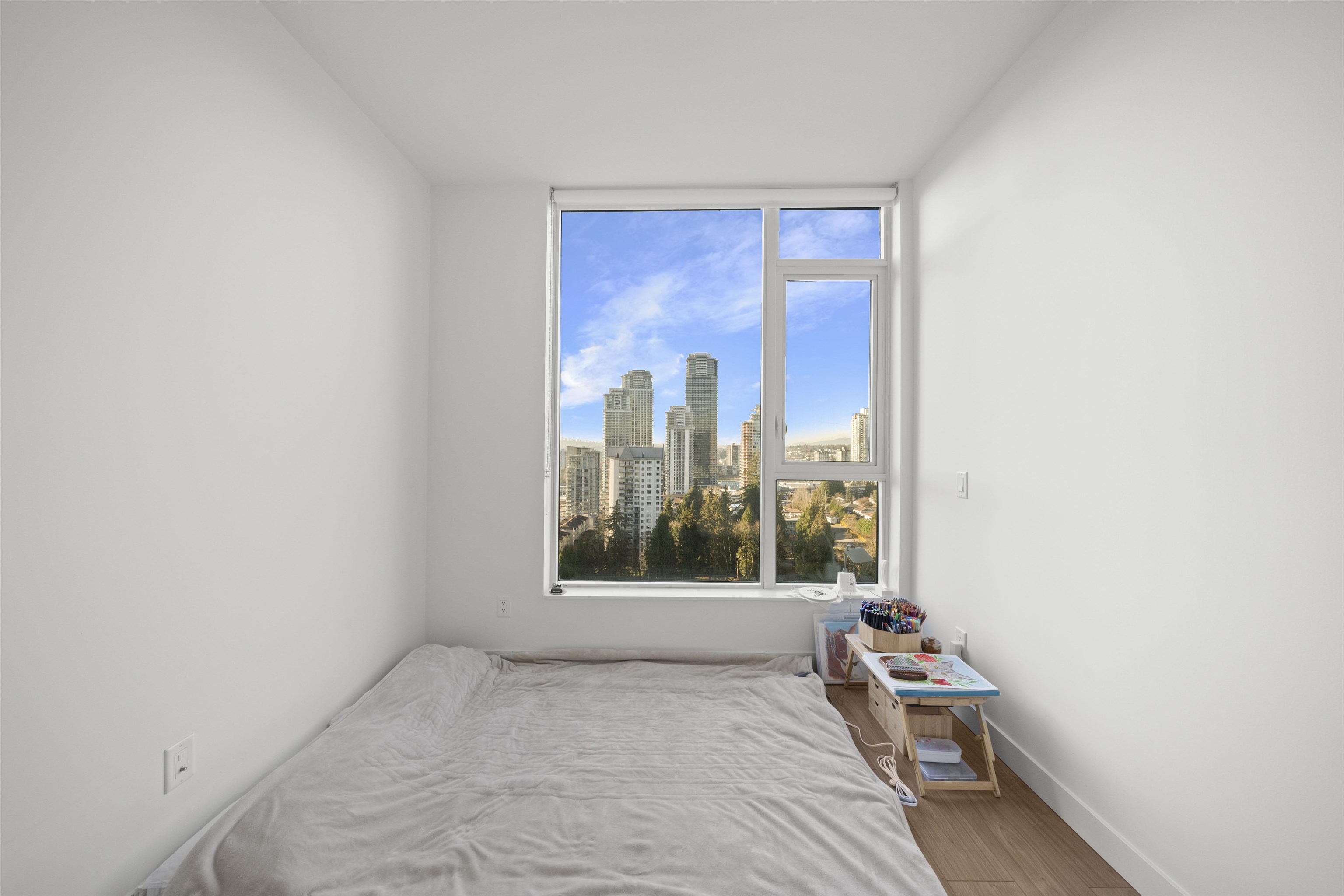 1707 595 AUSTIN AVENUE Unit: 1707