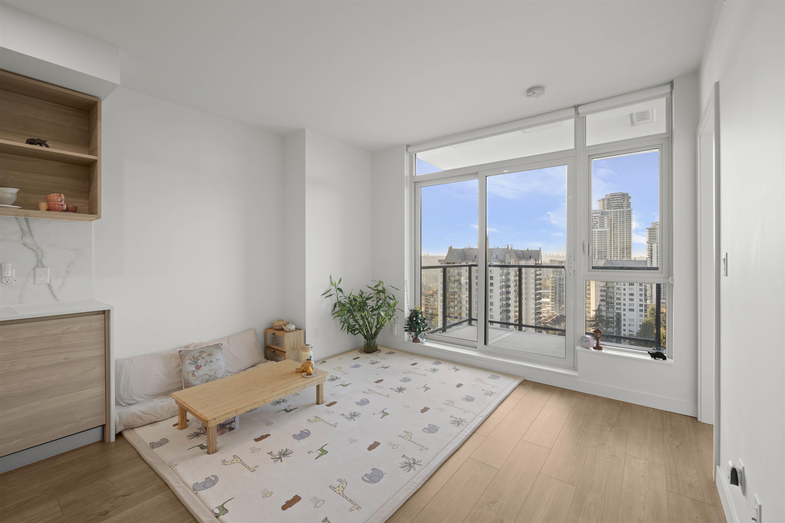 1707 595 AUSTIN AVENUE Unit: 1707
