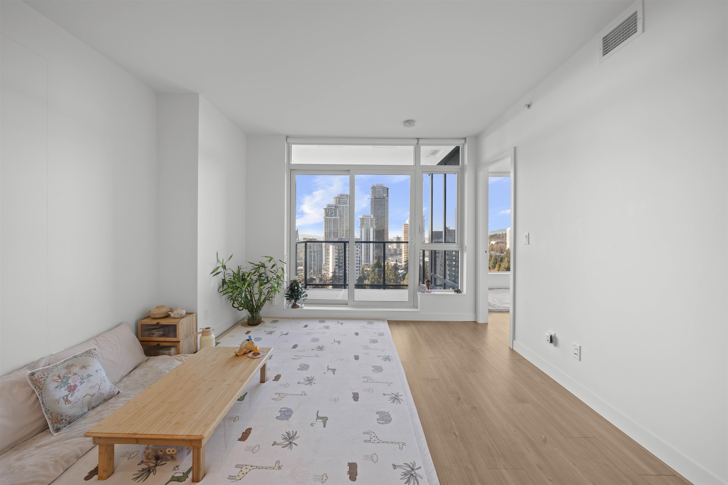 1707 595 AUSTIN AVENUE Unit: 1707