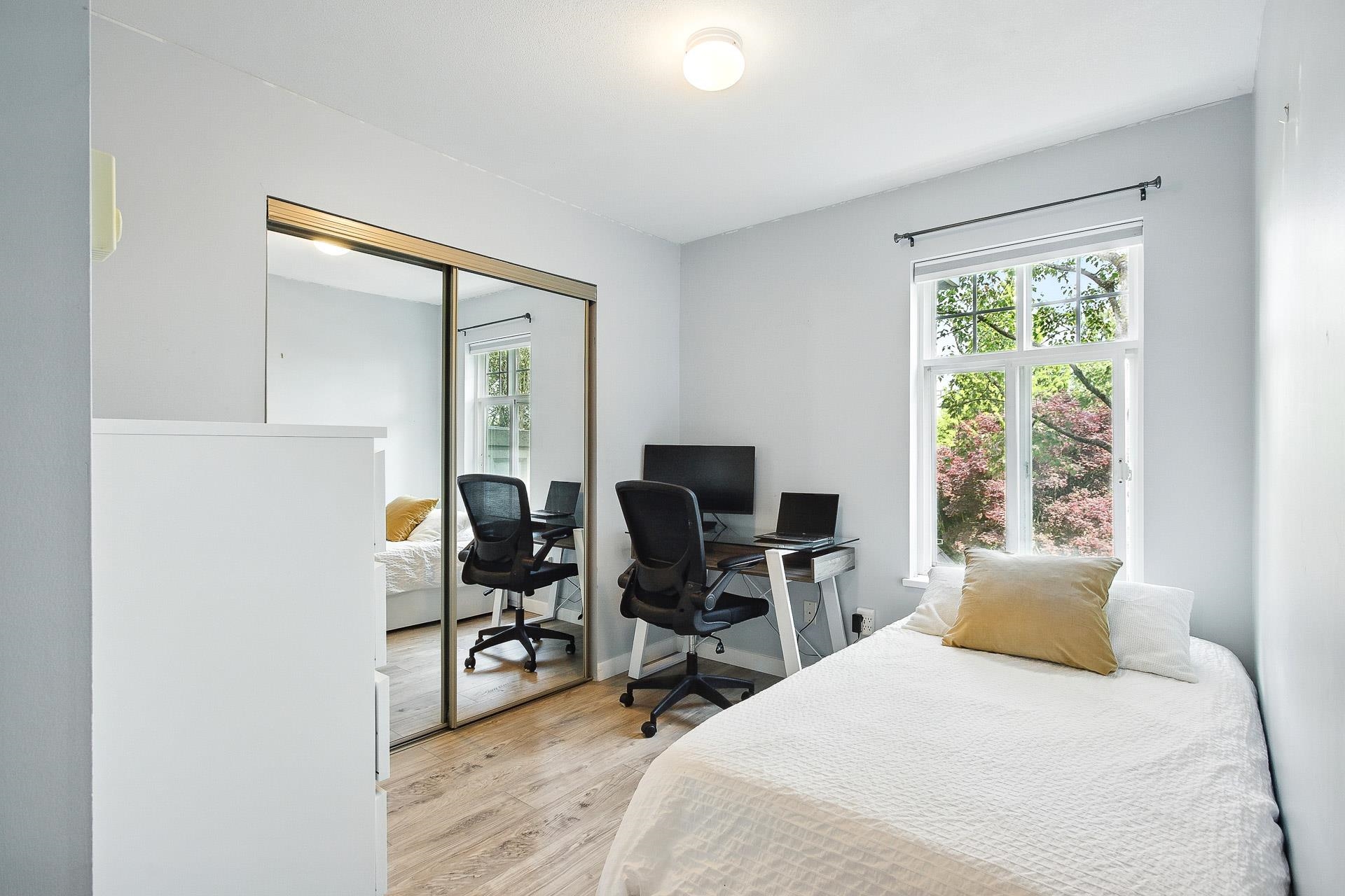 102 1438 PARKWAY BOULEVARD Unit: 102