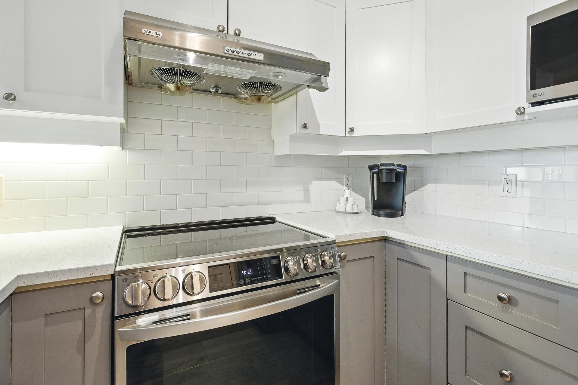 102 1438 PARKWAY BOULEVARD Unit: 102