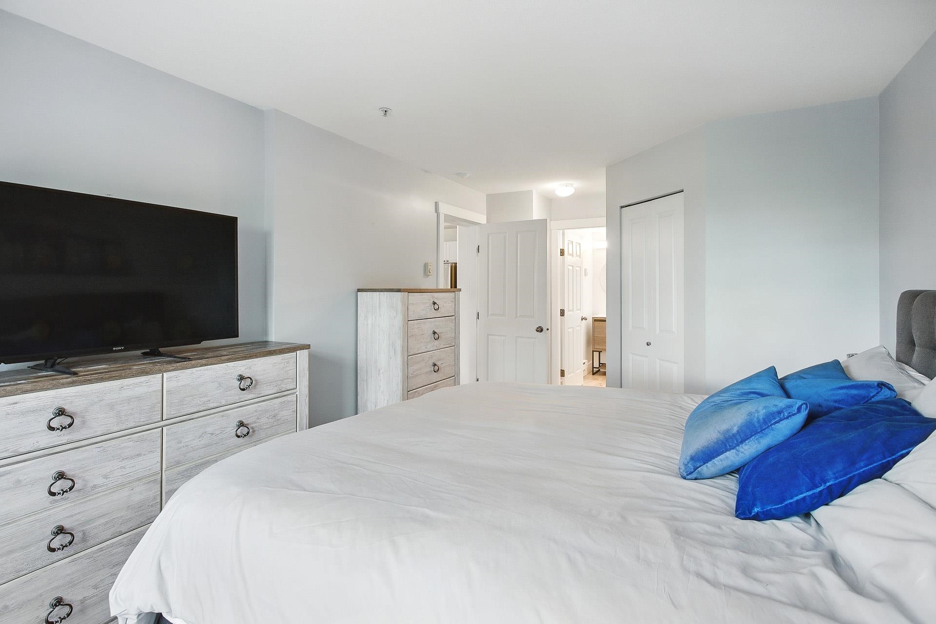 102 1438 PARKWAY BOULEVARD Unit: 102