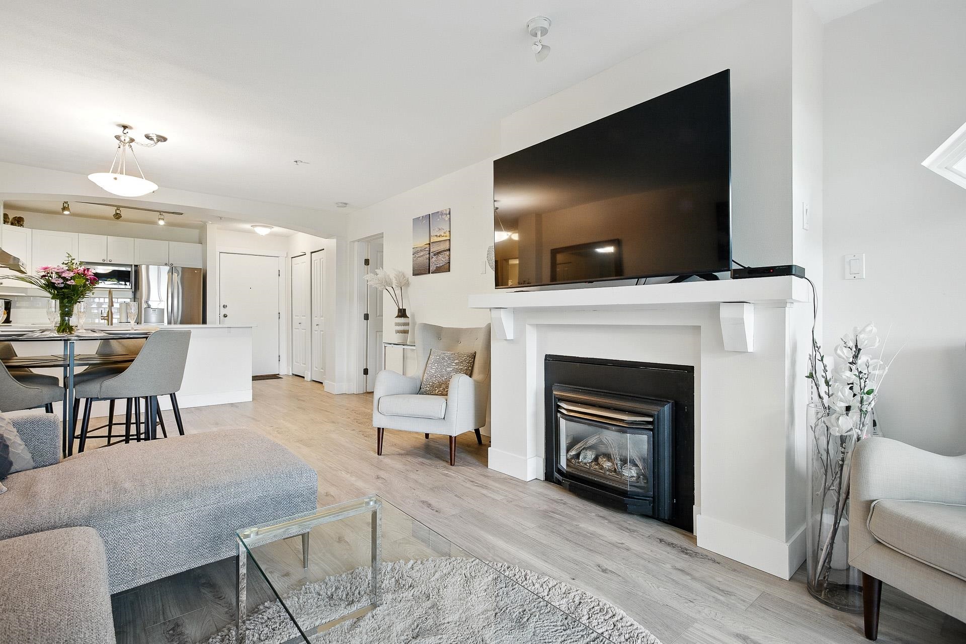 102 1438 PARKWAY BOULEVARD Unit: 102