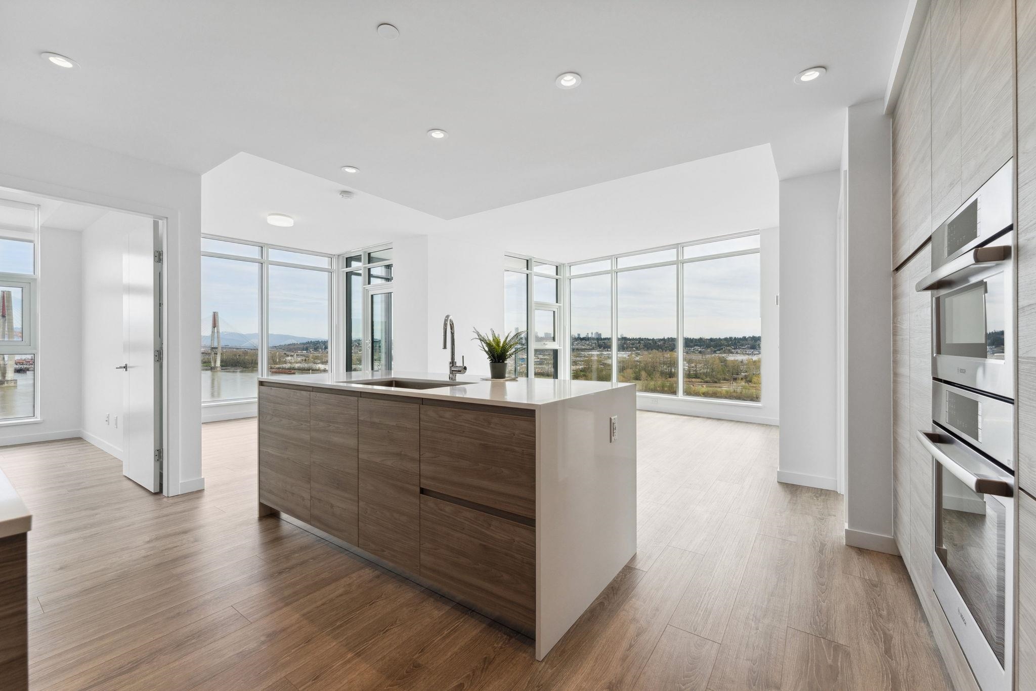 1408 660 QUAYSIDE DRIVE Unit: 1408