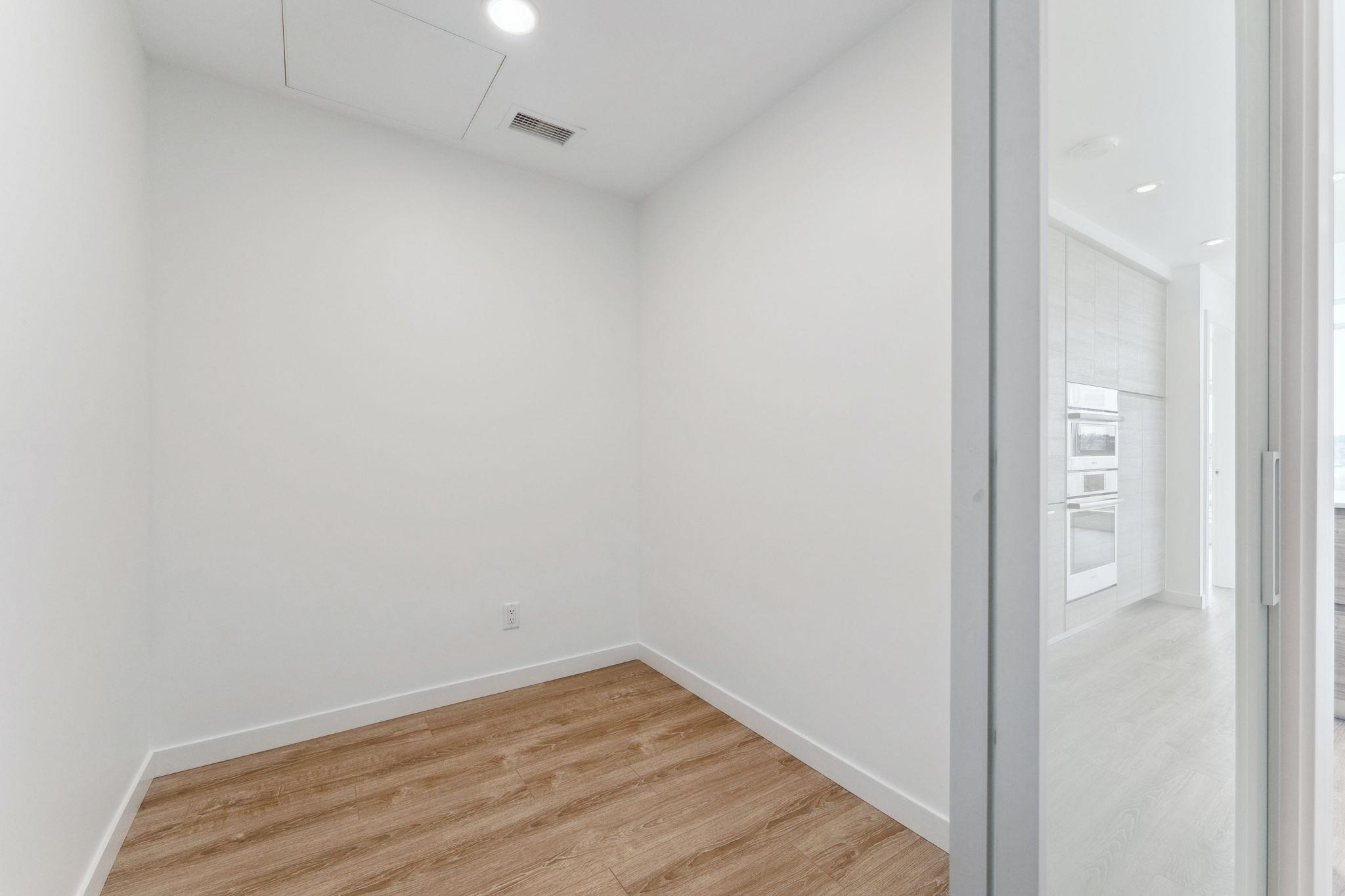1408 660 QUAYSIDE DRIVE Unit: 1408