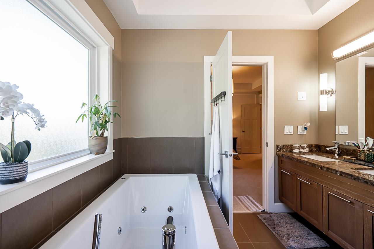 7 15988 32 AVENUE Unit: 7