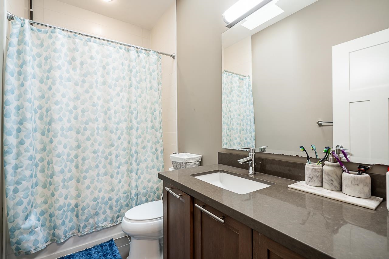 7 15988 32 AVENUE Unit: 7