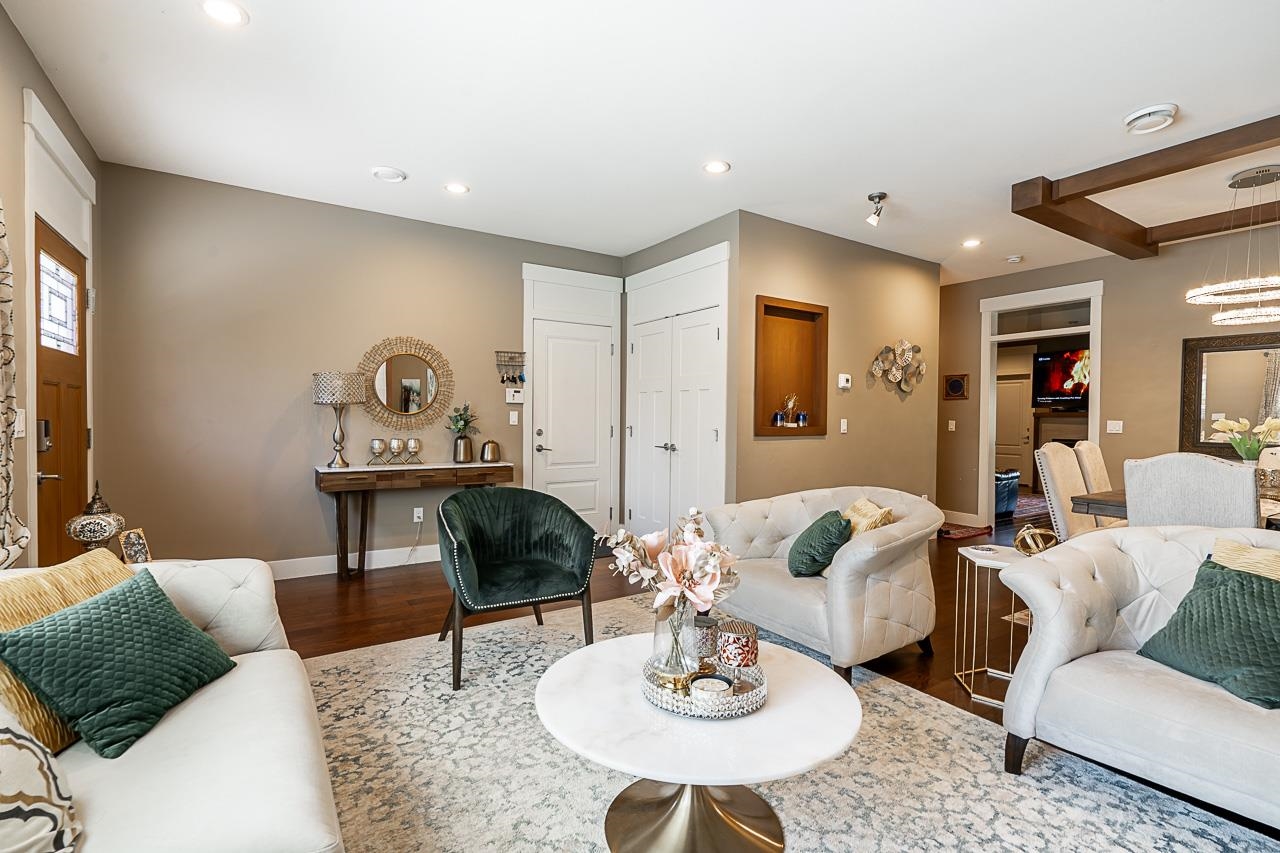 7 15988 32 AVENUE Unit: 7