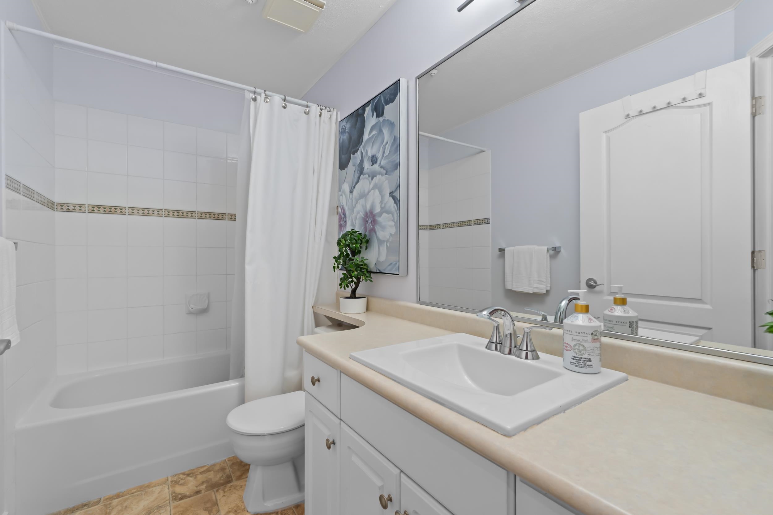 12 21579 88B AVENUE Unit: 12