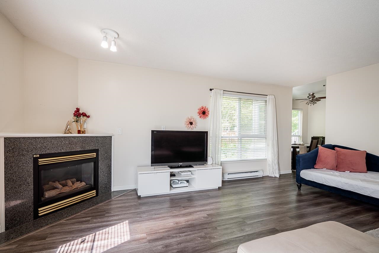 64 2727 E KENT AVENUE NORTH Unit: 64