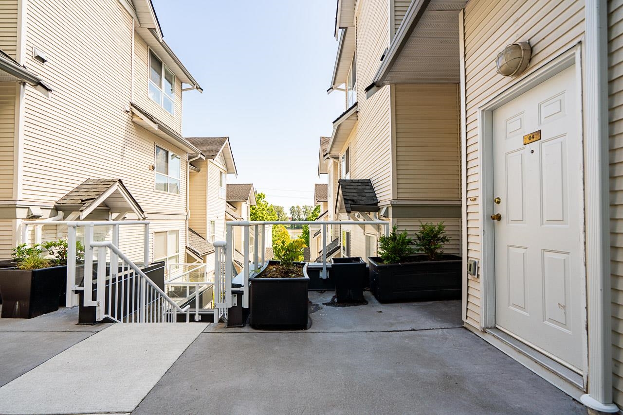 64 2727 E KENT AVENUE NORTH Unit: 64