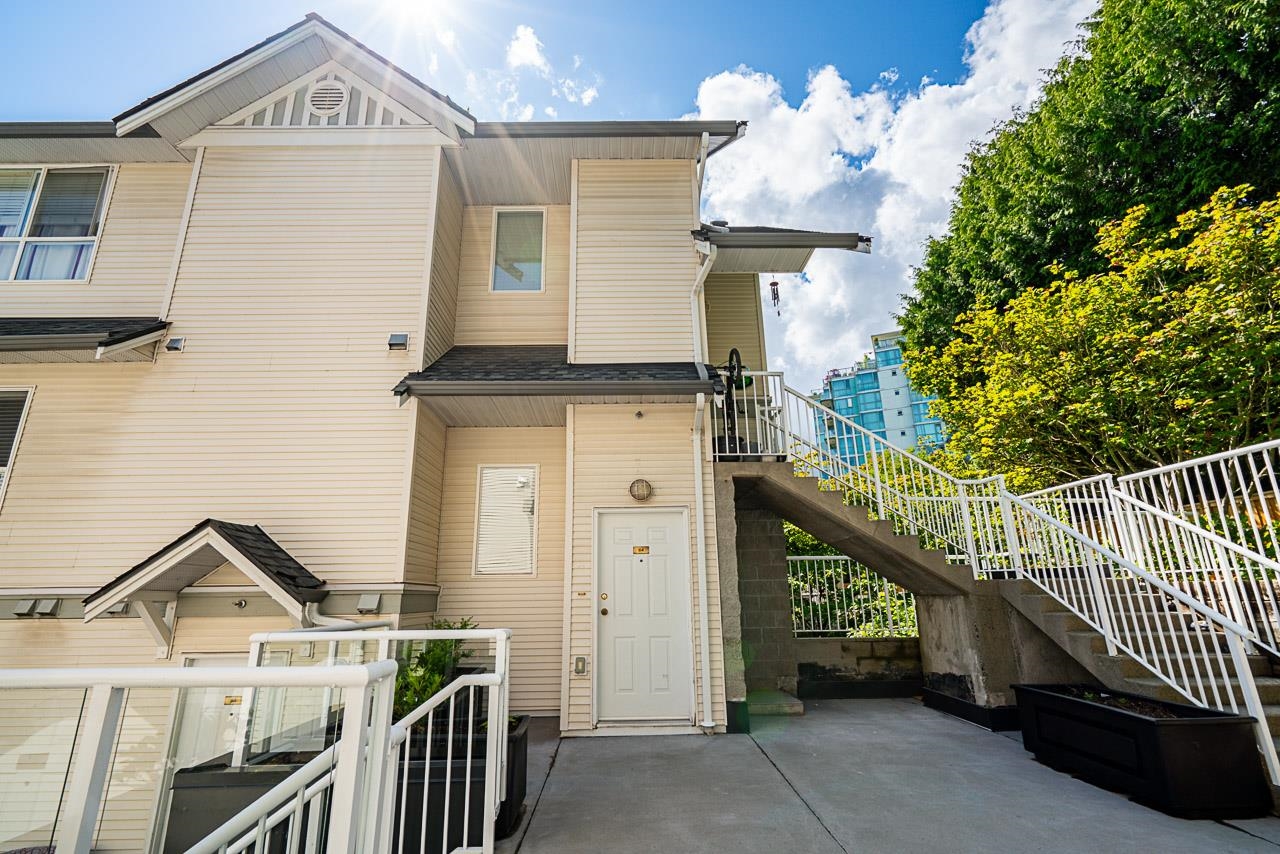 64 2727 E KENT AVENUE NORTH Unit: 64