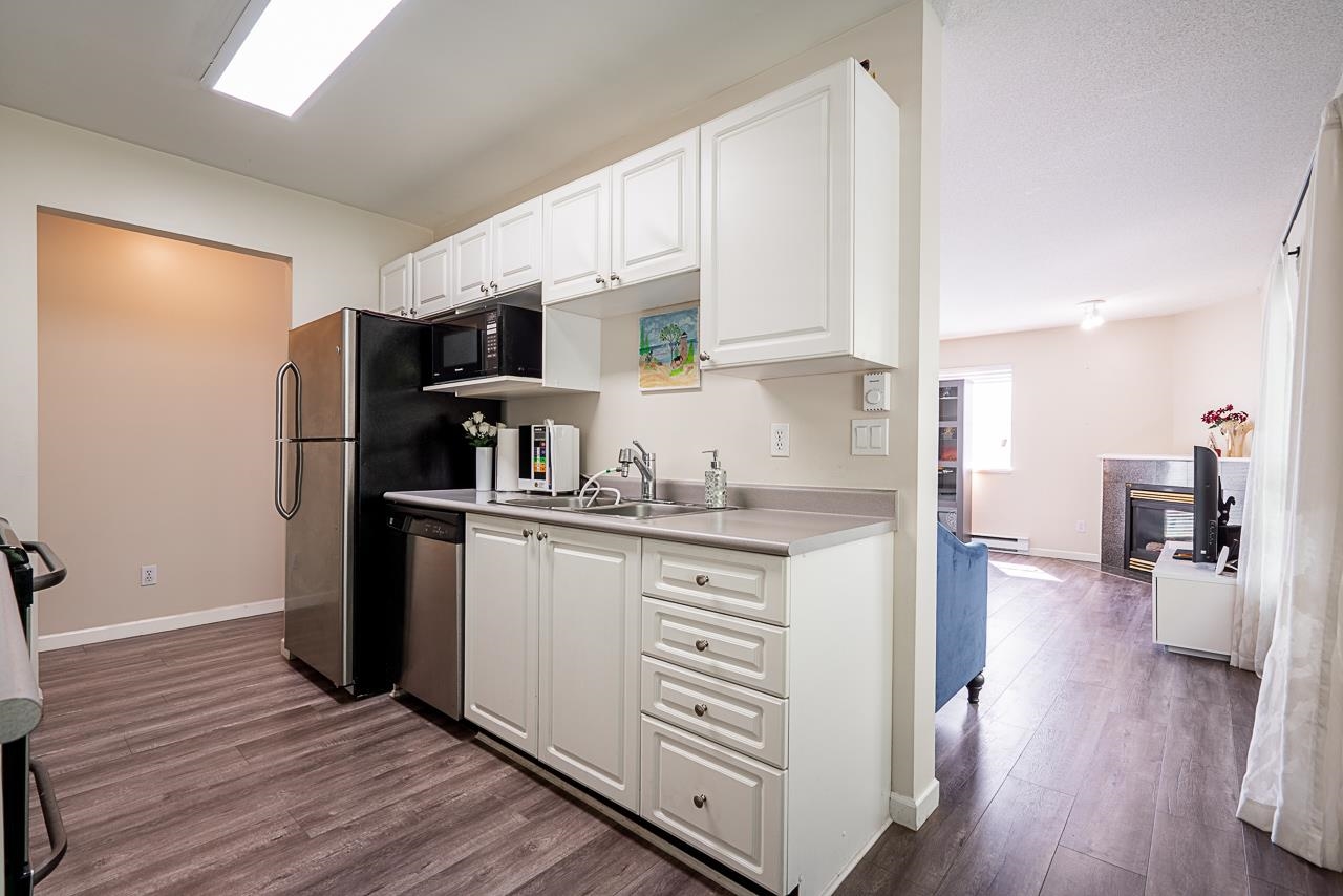 64 2727 E KENT AVENUE NORTH Unit: 64