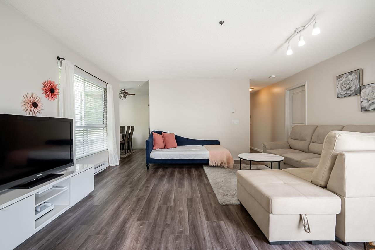 64 2727 E KENT AVENUE NORTH Unit: 64