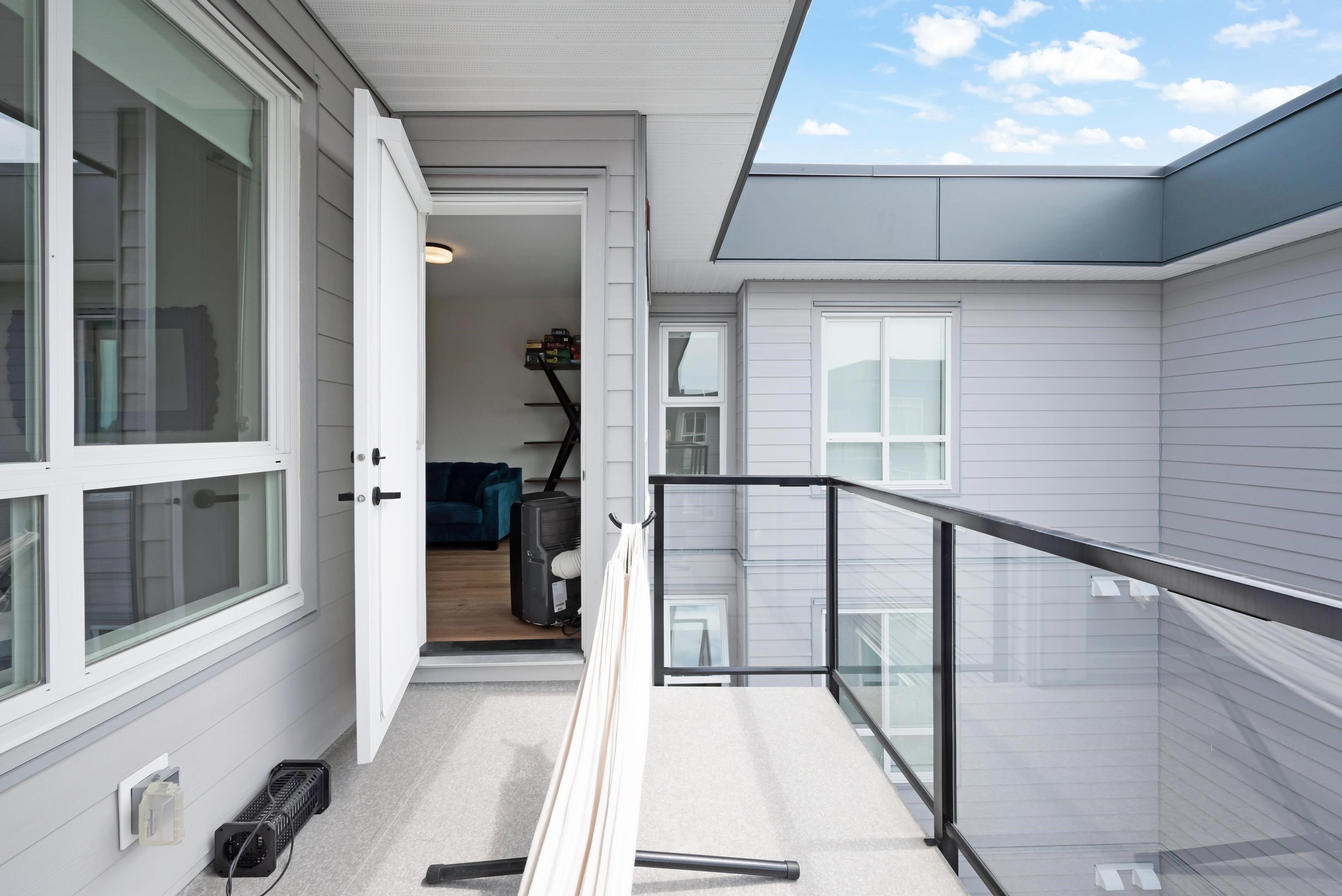 601 8117 200A STREET Unit: 601
