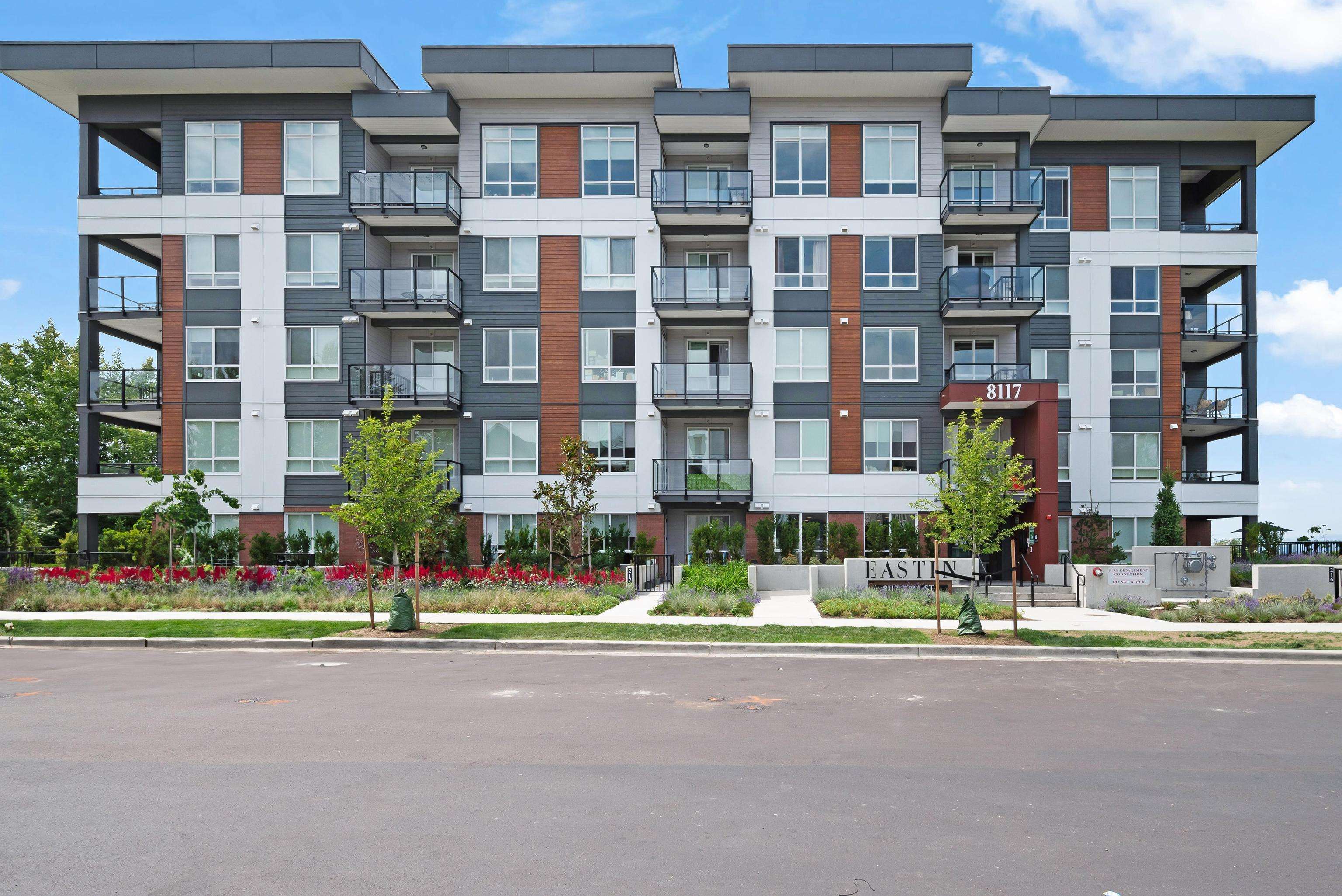 601 8117 200A STREET Unit: 601