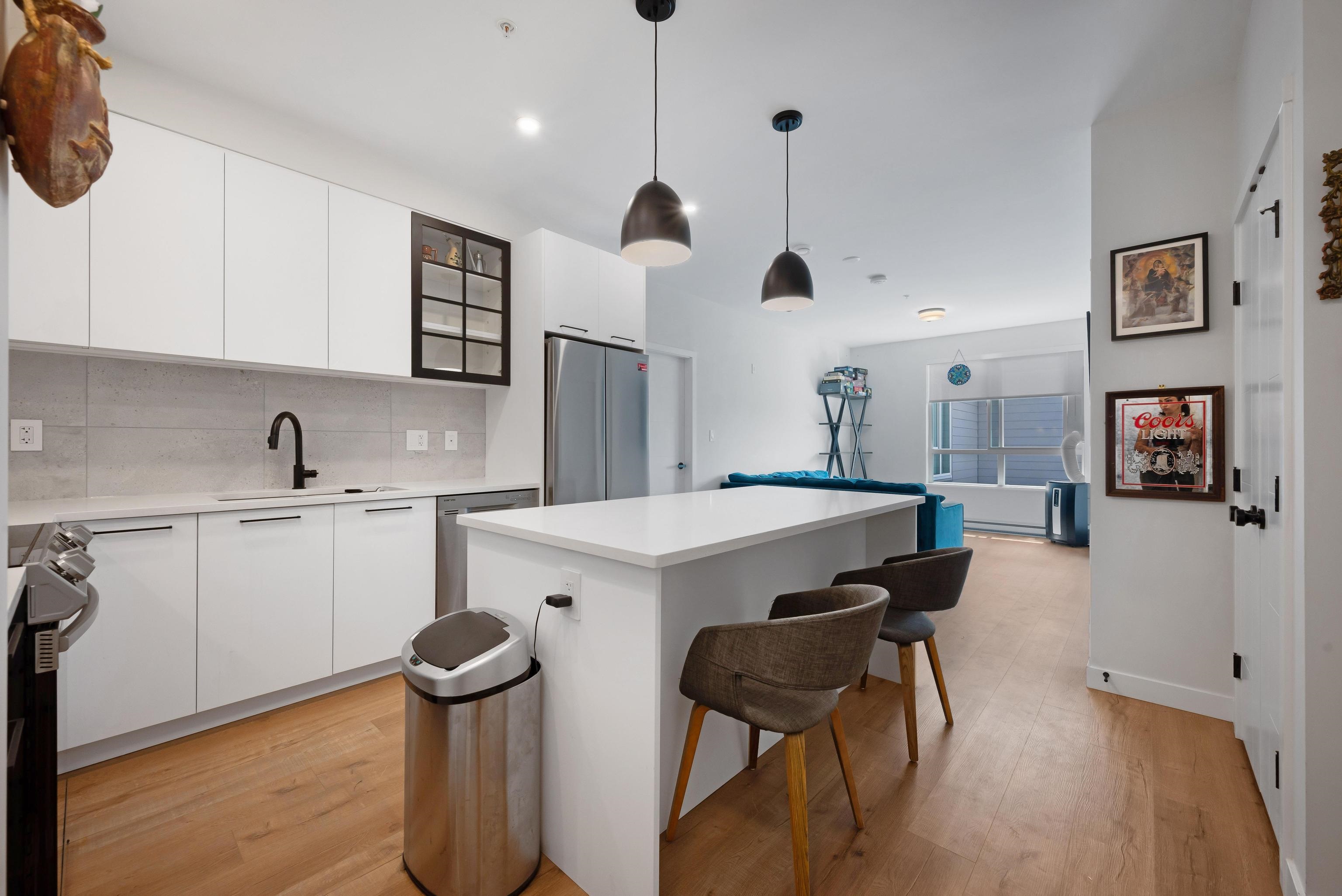 601 8117 200A STREET Unit: 601