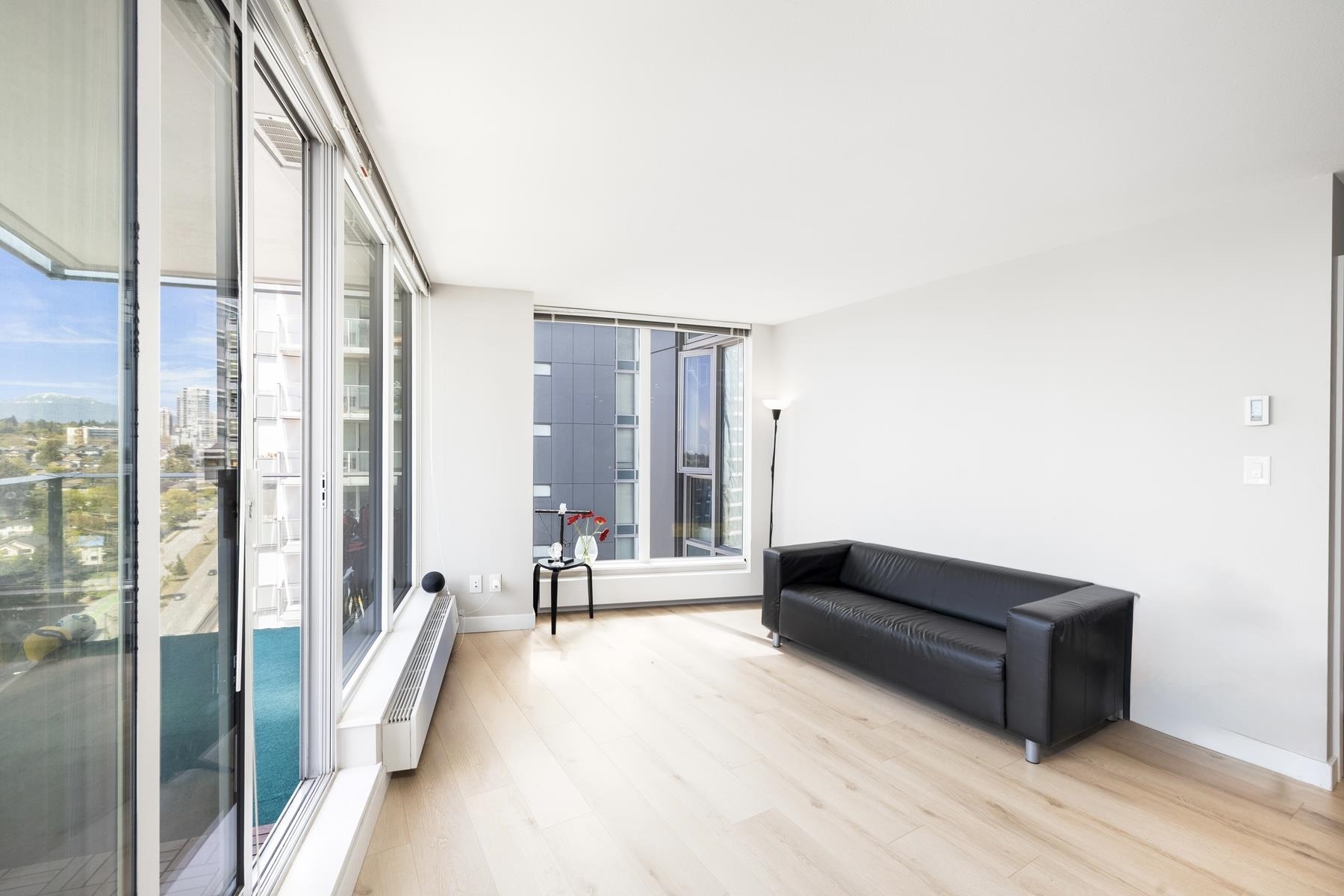 1606 489 INTERURBAN WAY Unit: 1606