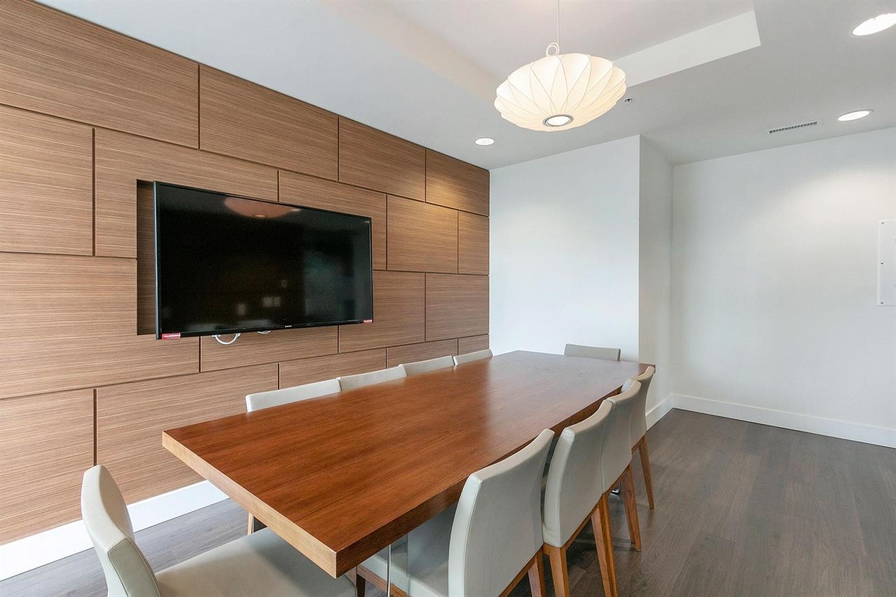 1606 489 INTERURBAN WAY Unit: 1606