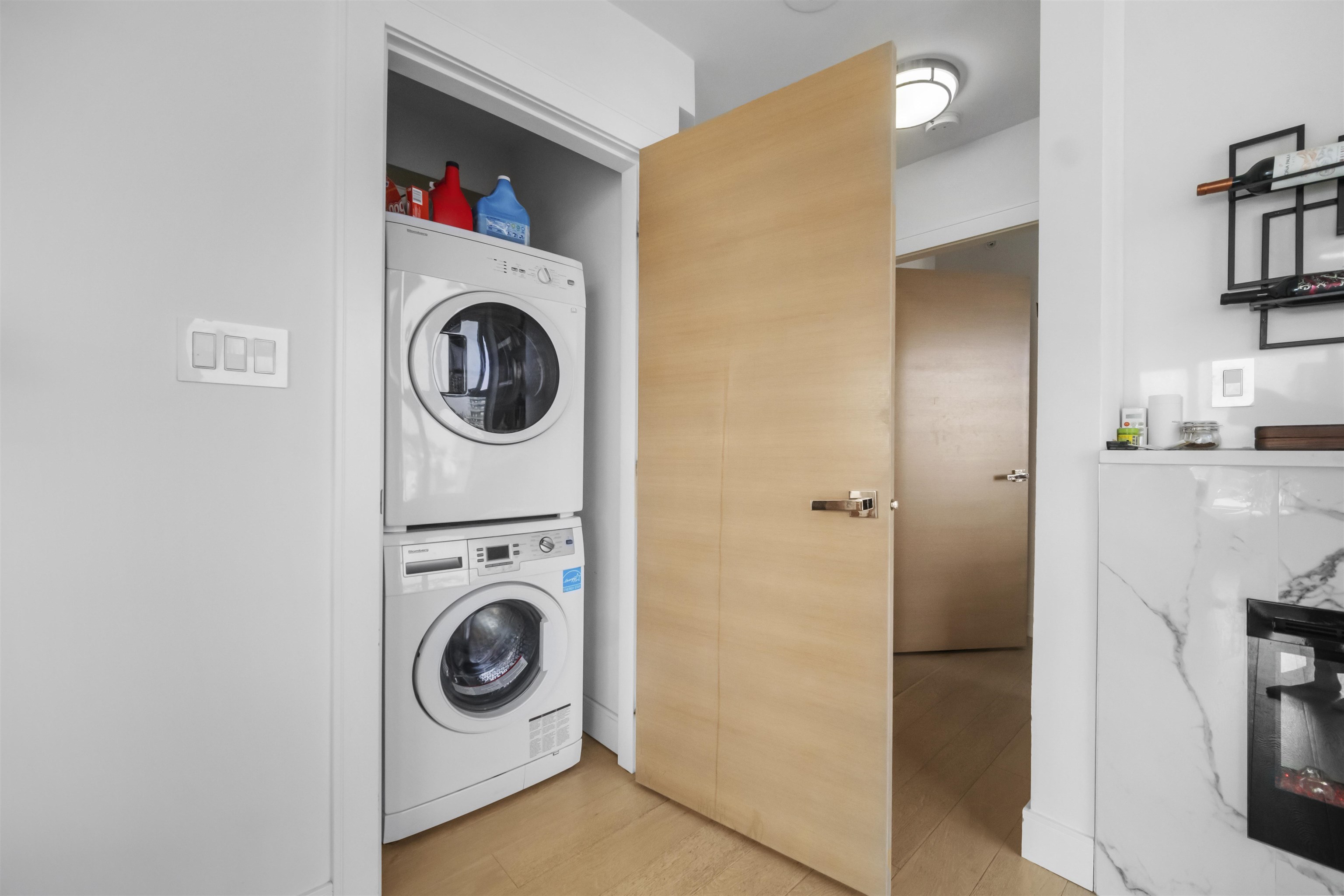 2906 1008 CAMBIE STREET Unit: 2906