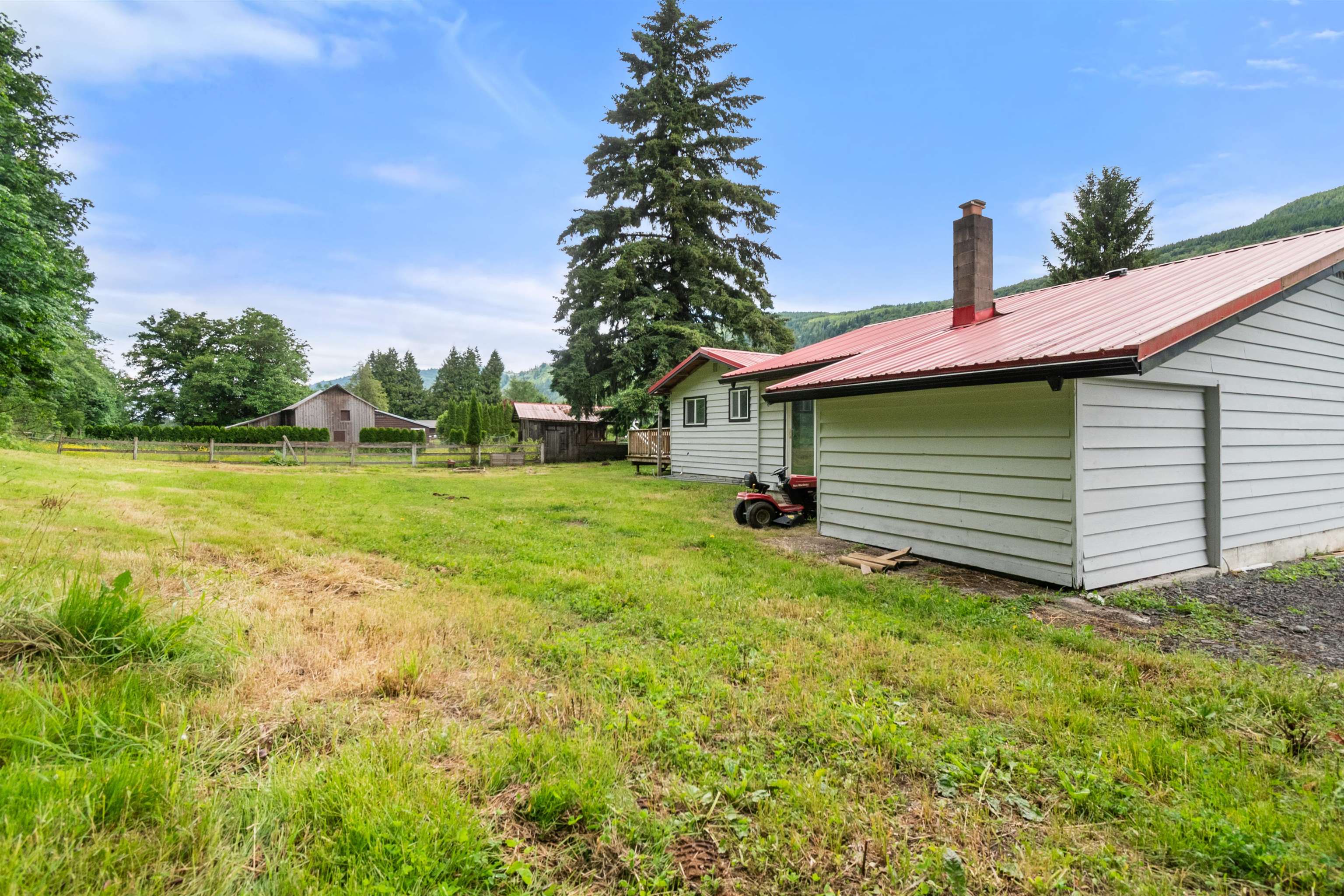 1010 Columbia Valley Road