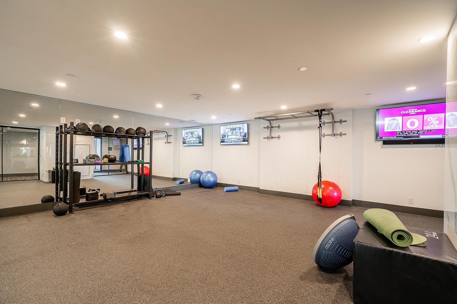 1303 2186 GILMORE AVENUE Unit: 1303