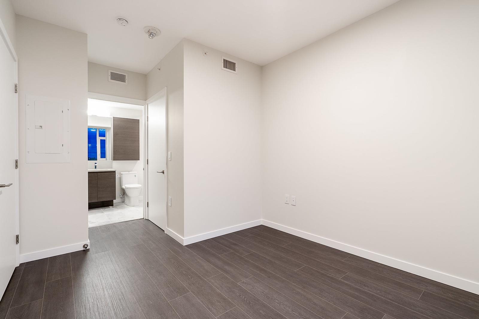 1303 2186 GILMORE AVENUE Unit: 1303