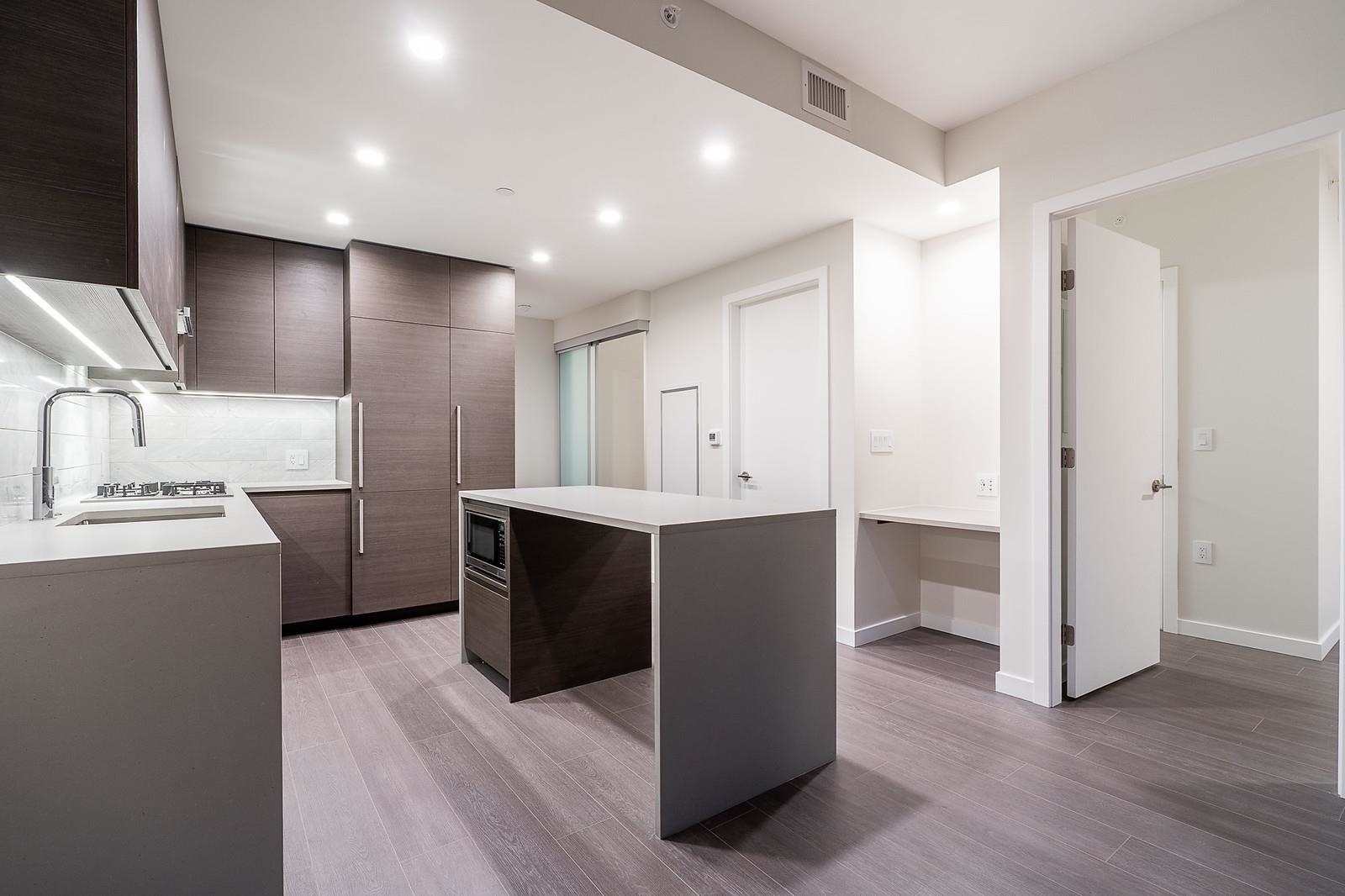 1303 2186 GILMORE AVENUE Unit: 1303