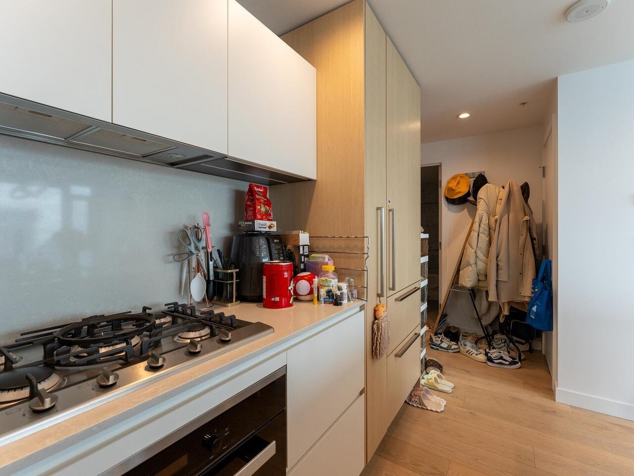 4404 6000 MCKAY AVENUE Unit: 4404