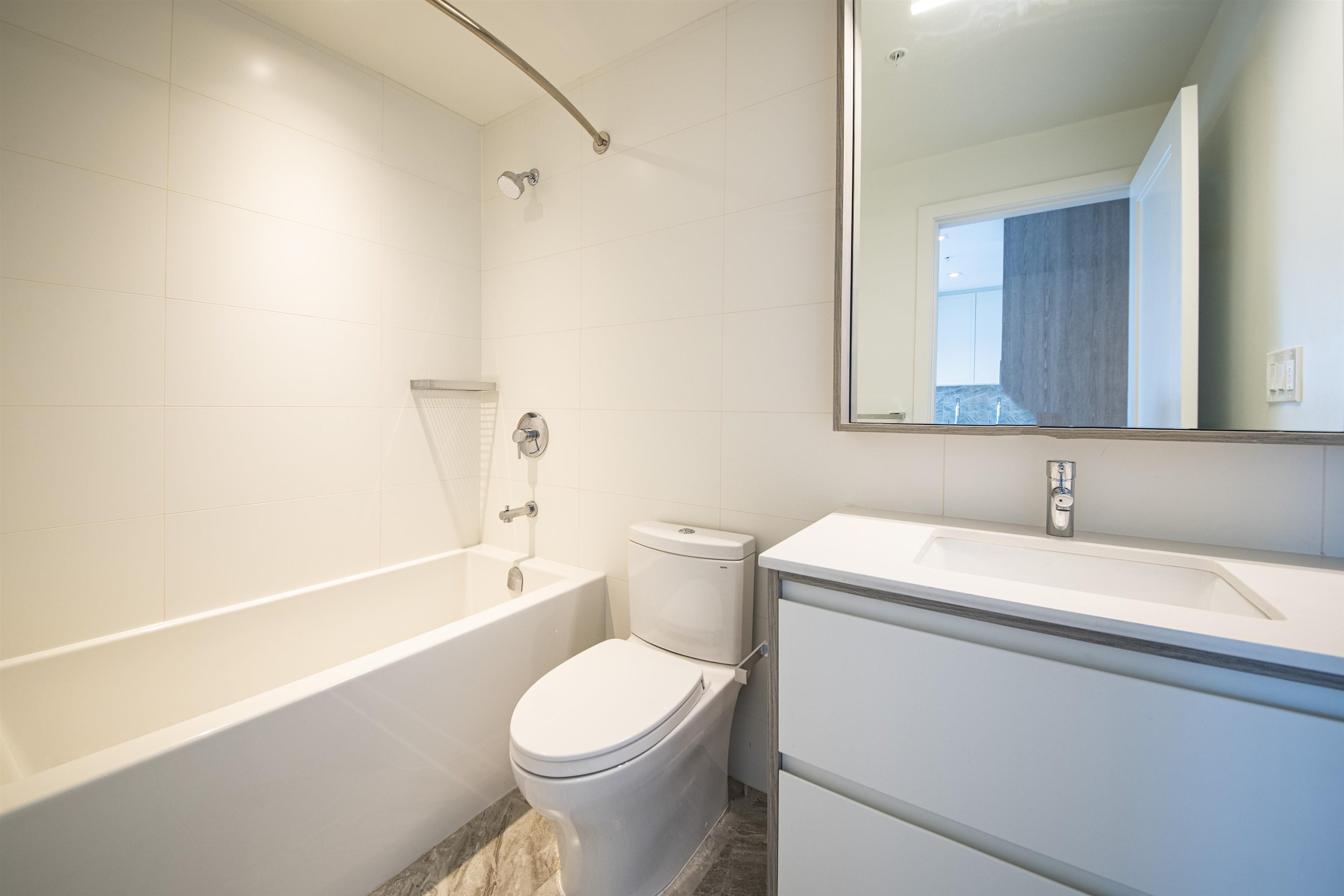 903 2288 ALPHA AVENUE Unit: 903