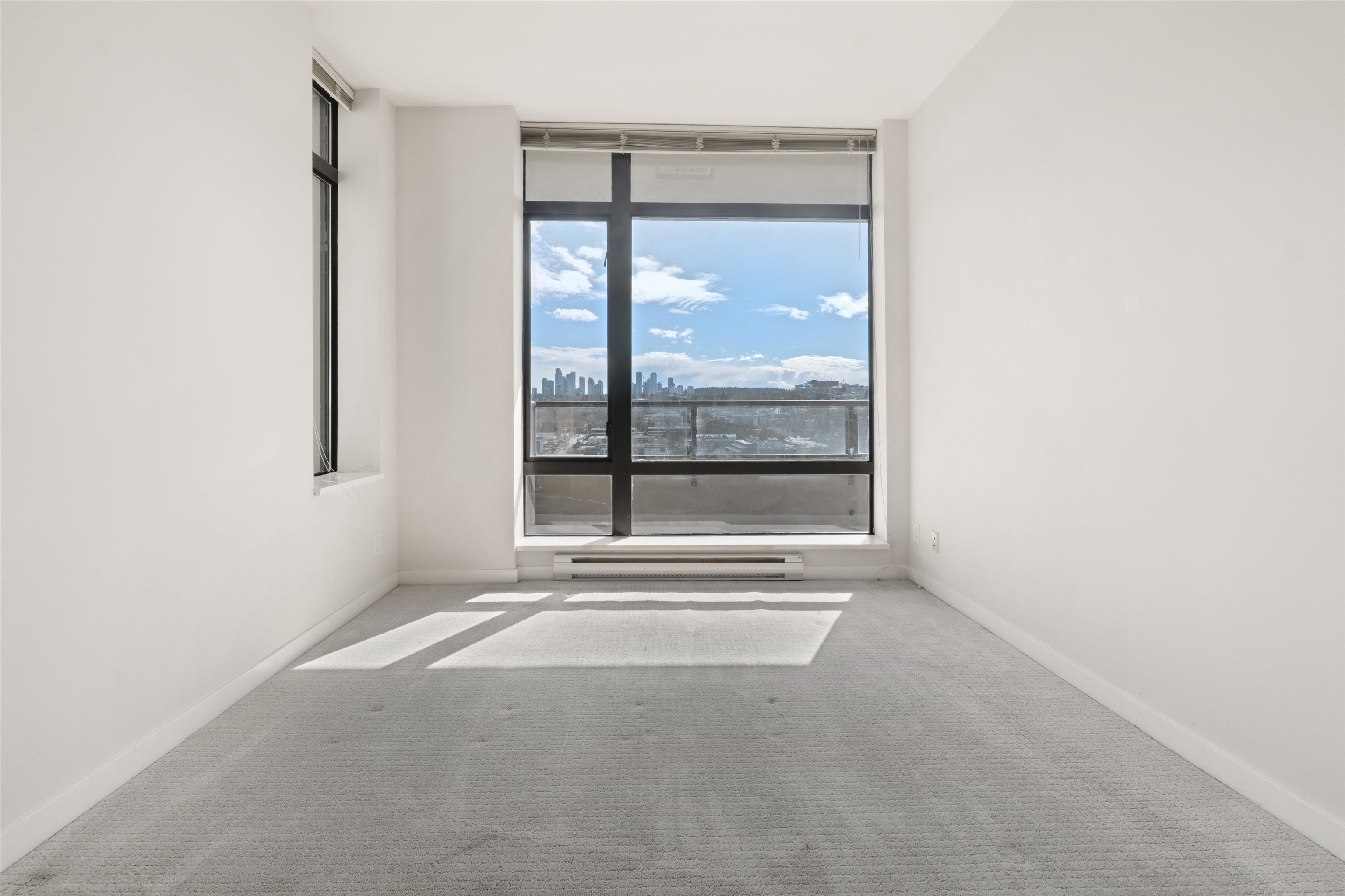 1902 2355 MADISON AVENUE Unit: 1902