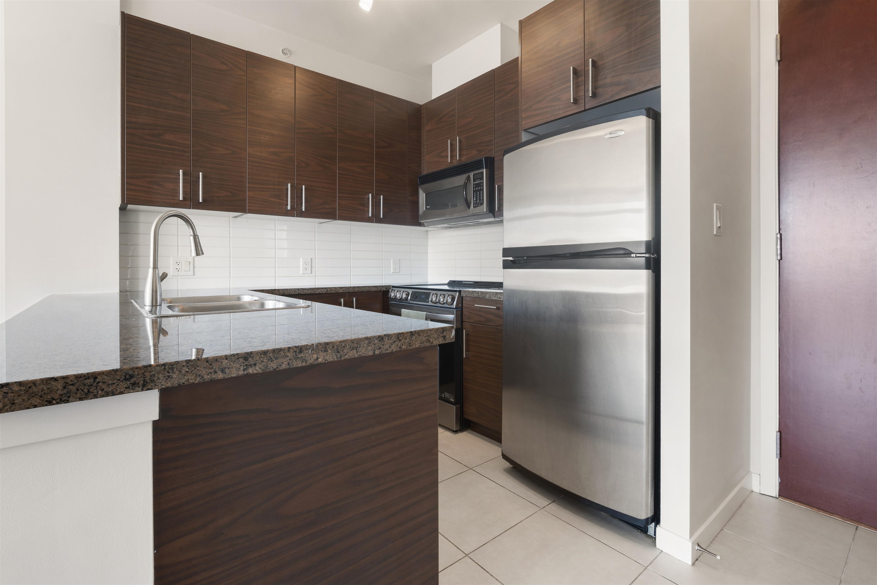 1902 2355 MADISON AVENUE Unit: 1902