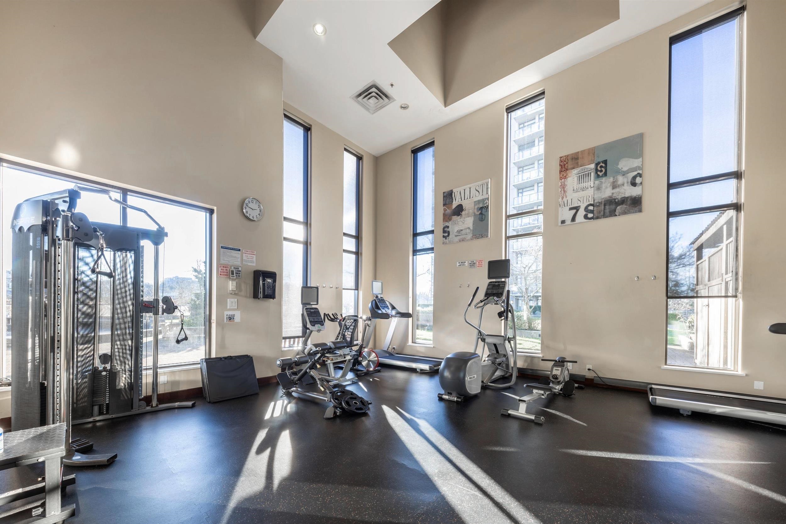 1902 2355 MADISON AVENUE Unit: 1902