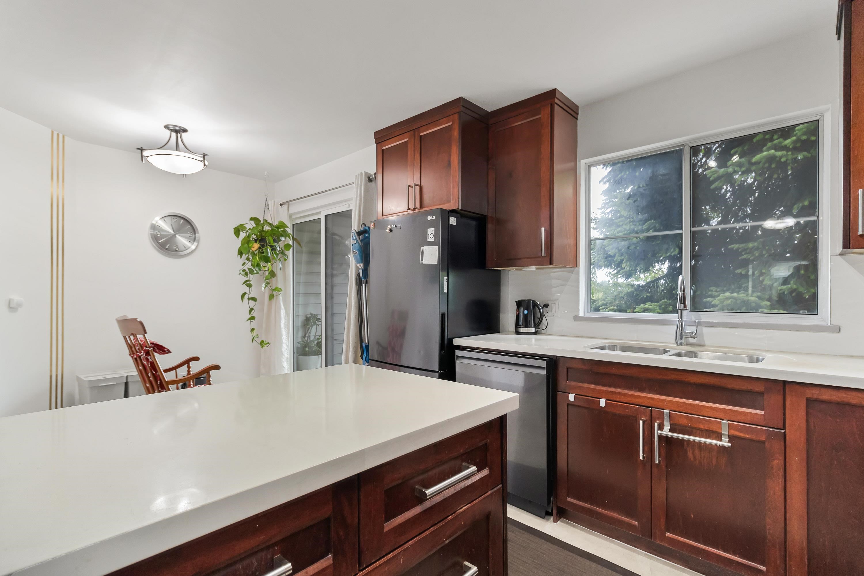 32 8716 WALNUT GROVE DRIVE Unit: 32