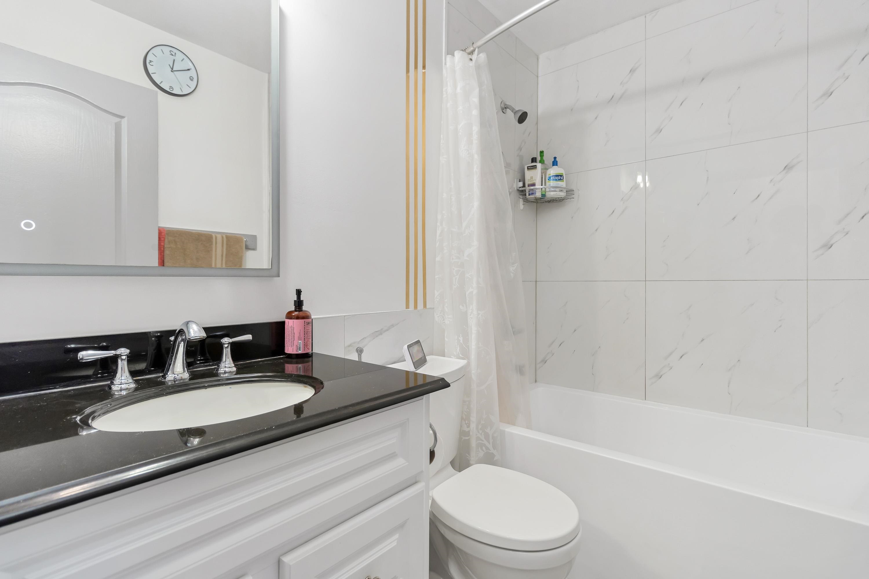 32 8716 WALNUT GROVE DRIVE Unit: 32