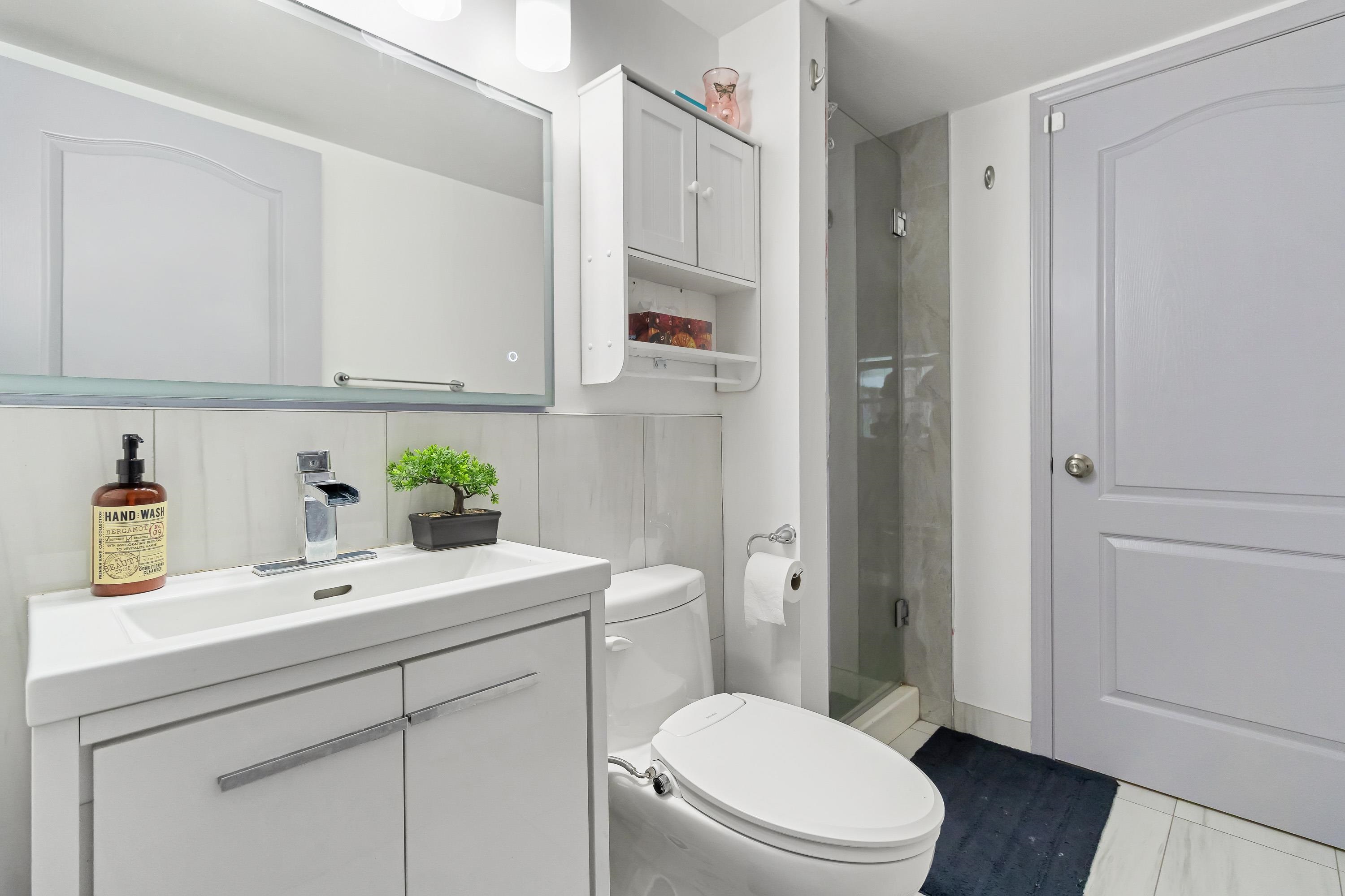 32 8716 WALNUT GROVE DRIVE Unit: 32
