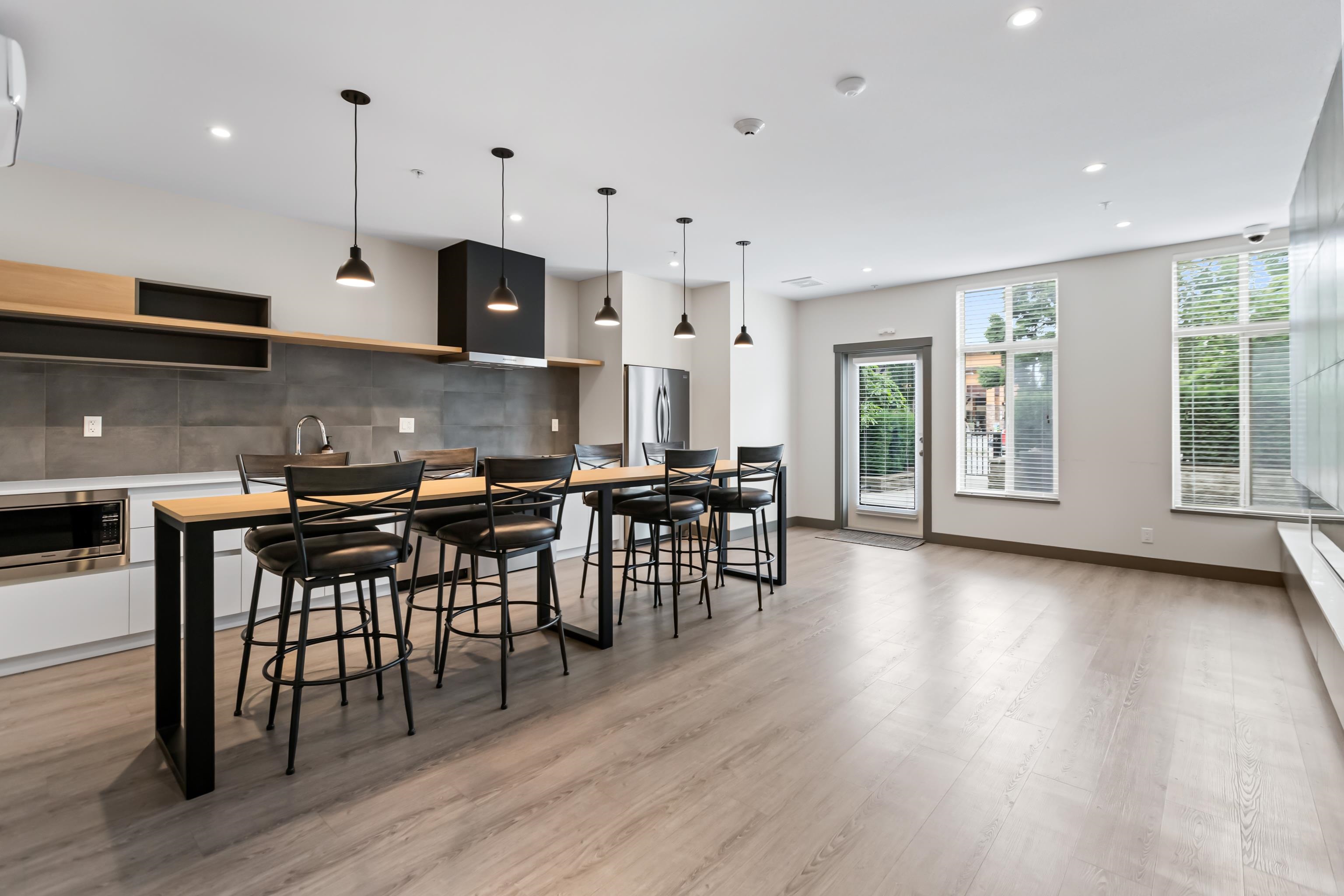 322 20673 78 AVENUE Unit: 322