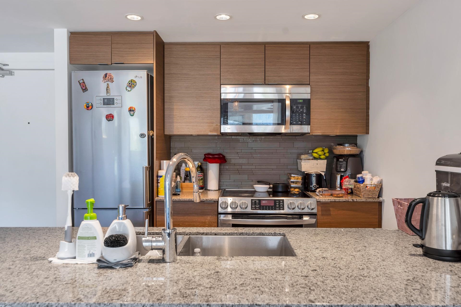 704 135 E 17TH STREET Unit: 704