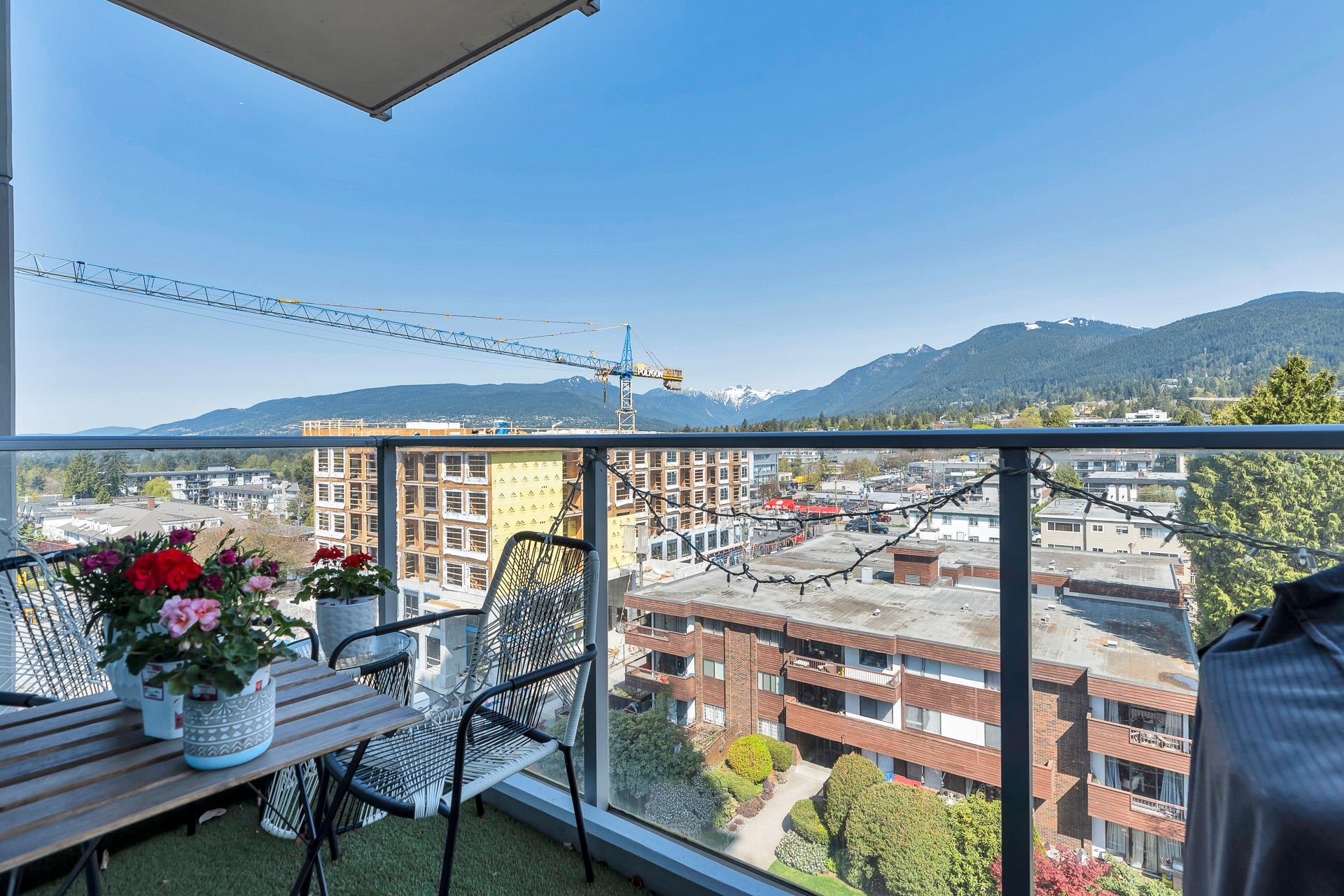 704 135 E 17TH STREET Unit: 704