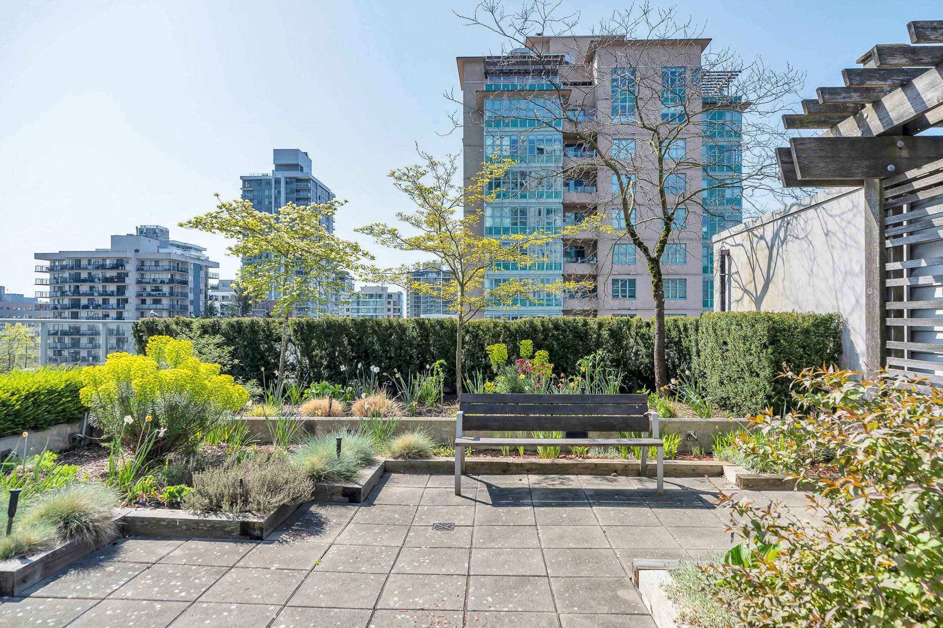 704 135 E 17TH STREET Unit: 704