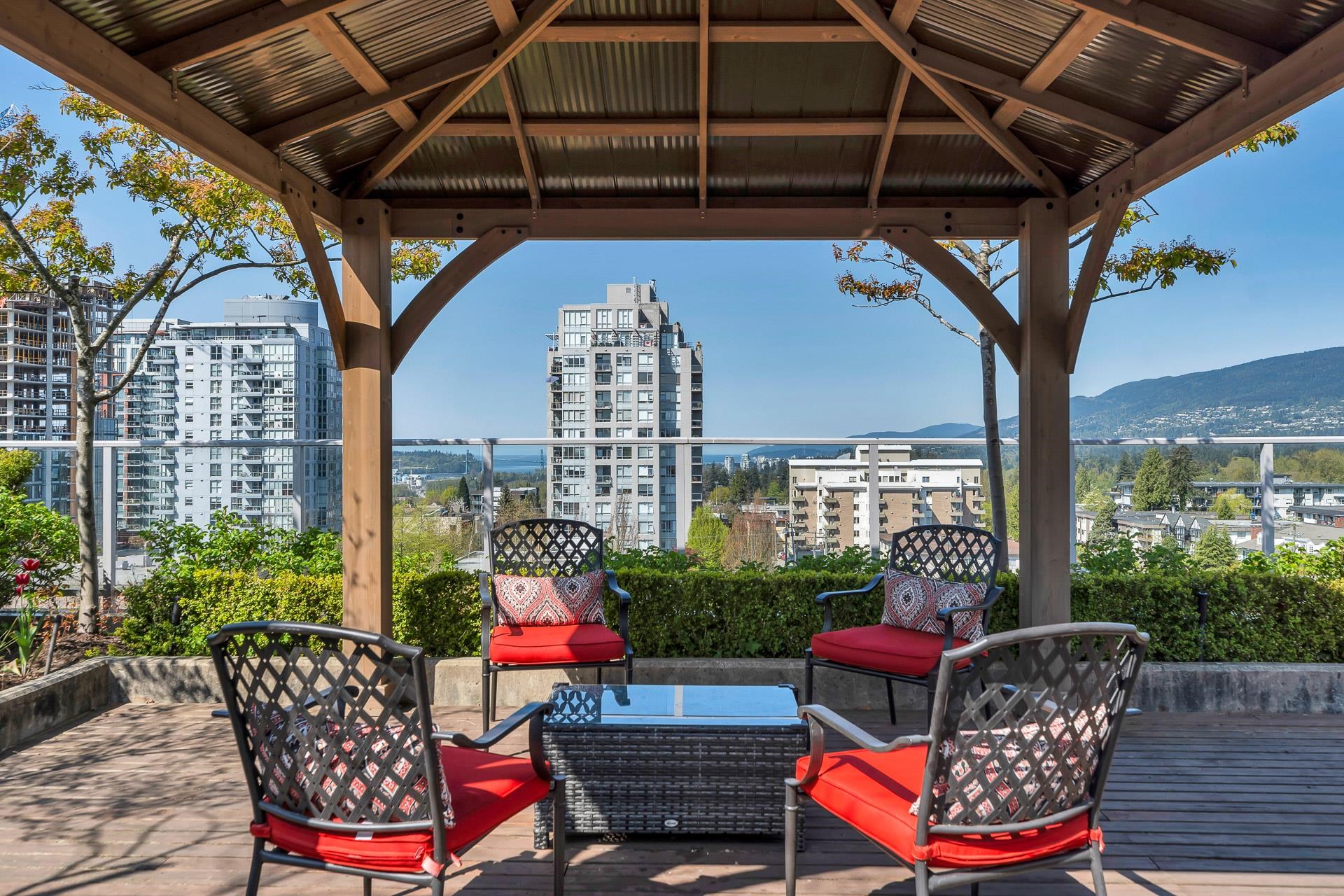 704 135 E 17TH STREET Unit: 704