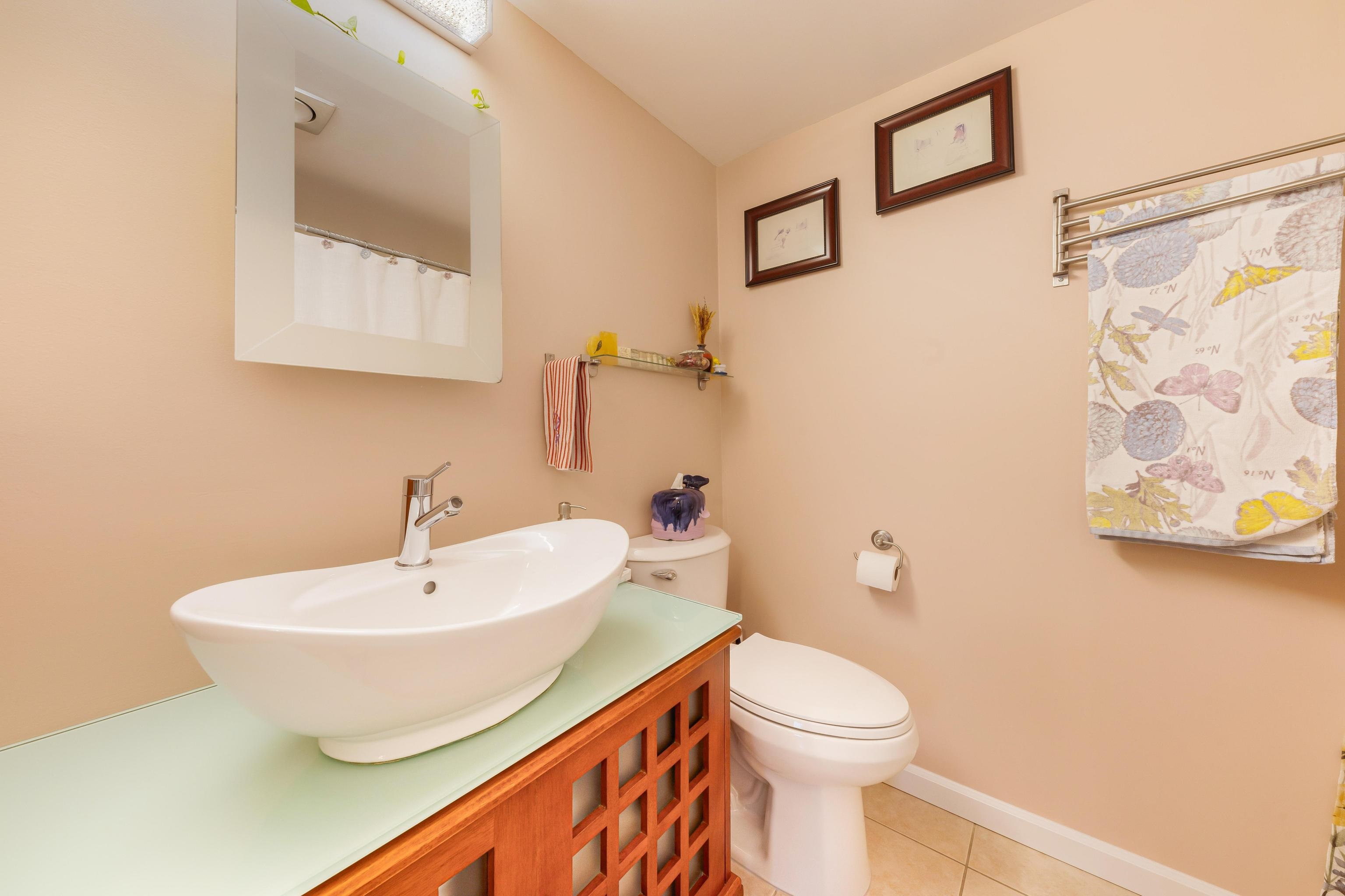 901 740 HAMILTON STREET Unit: 901