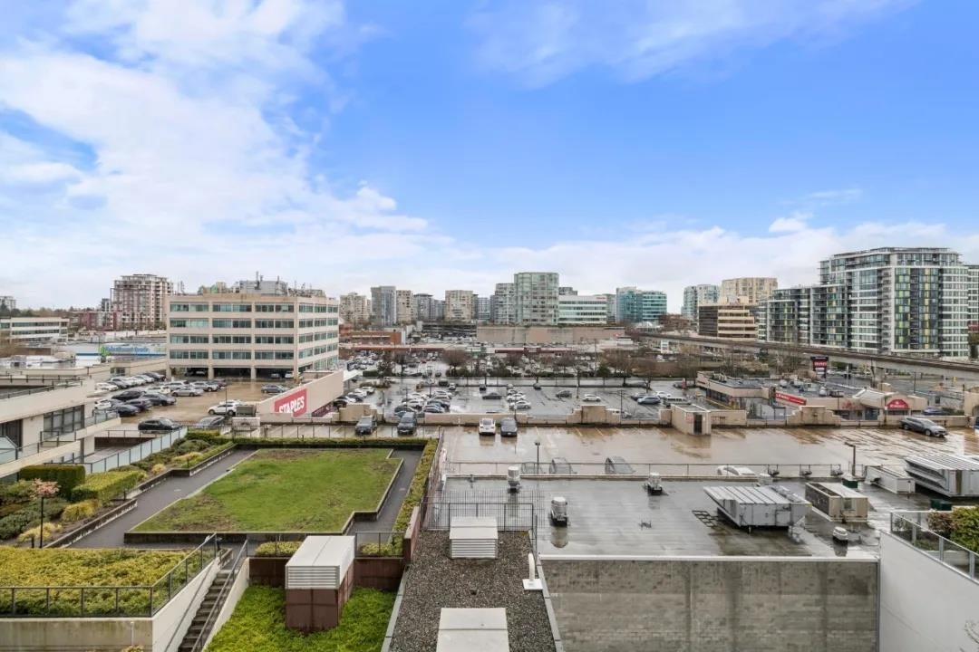 608 8120 LANSDOWNE ROAD Unit: 608